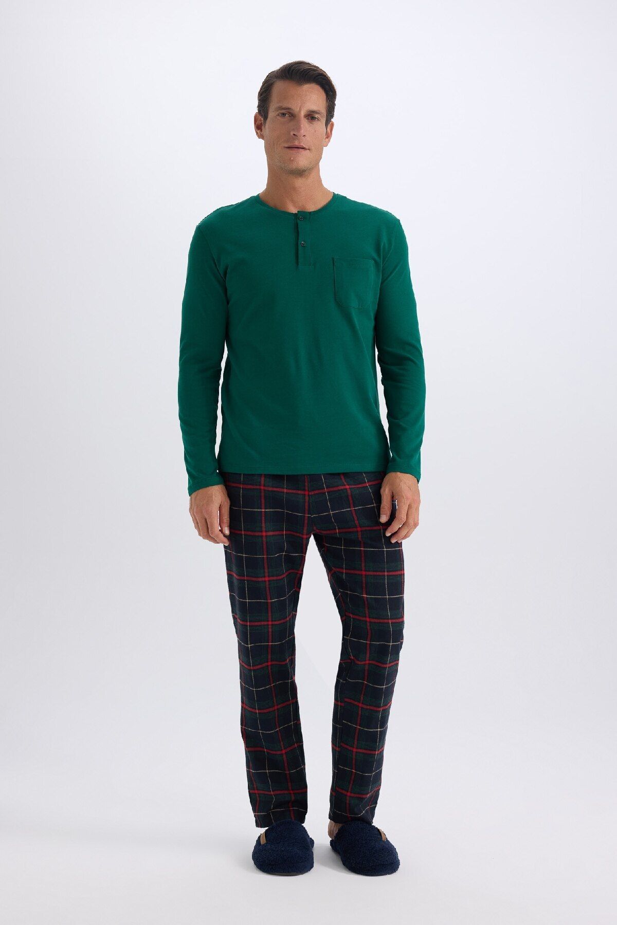 Defacto Regular Fit Pijama Takımı Bisiklet Yaka Uzun Kollu Üst Kareli Uzun Alt 4w2dftkc6123__qzh
