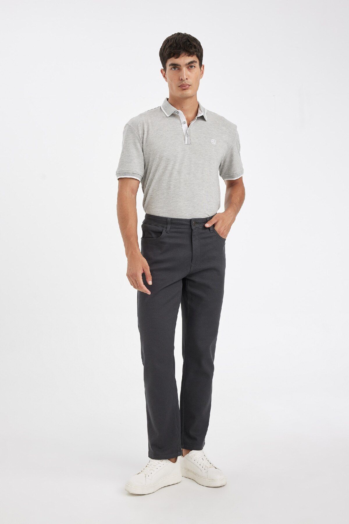 Defacto Regular Fit Normal Kesim Pantolon Düz Paça Cepli Basic Düz D1049ax24wn