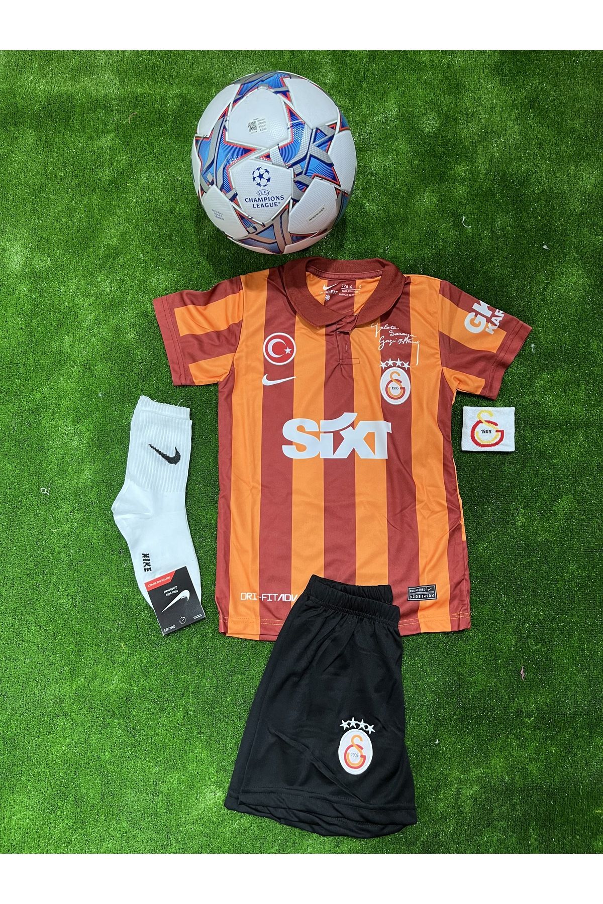 Nevruz 4'lü Set 100. Yıl Galatasar Y\\ .m.a.u.r.o. I.c.a.r.d.i_ 9 Numara Çocuk Forma Şort Çorap Bileklik
