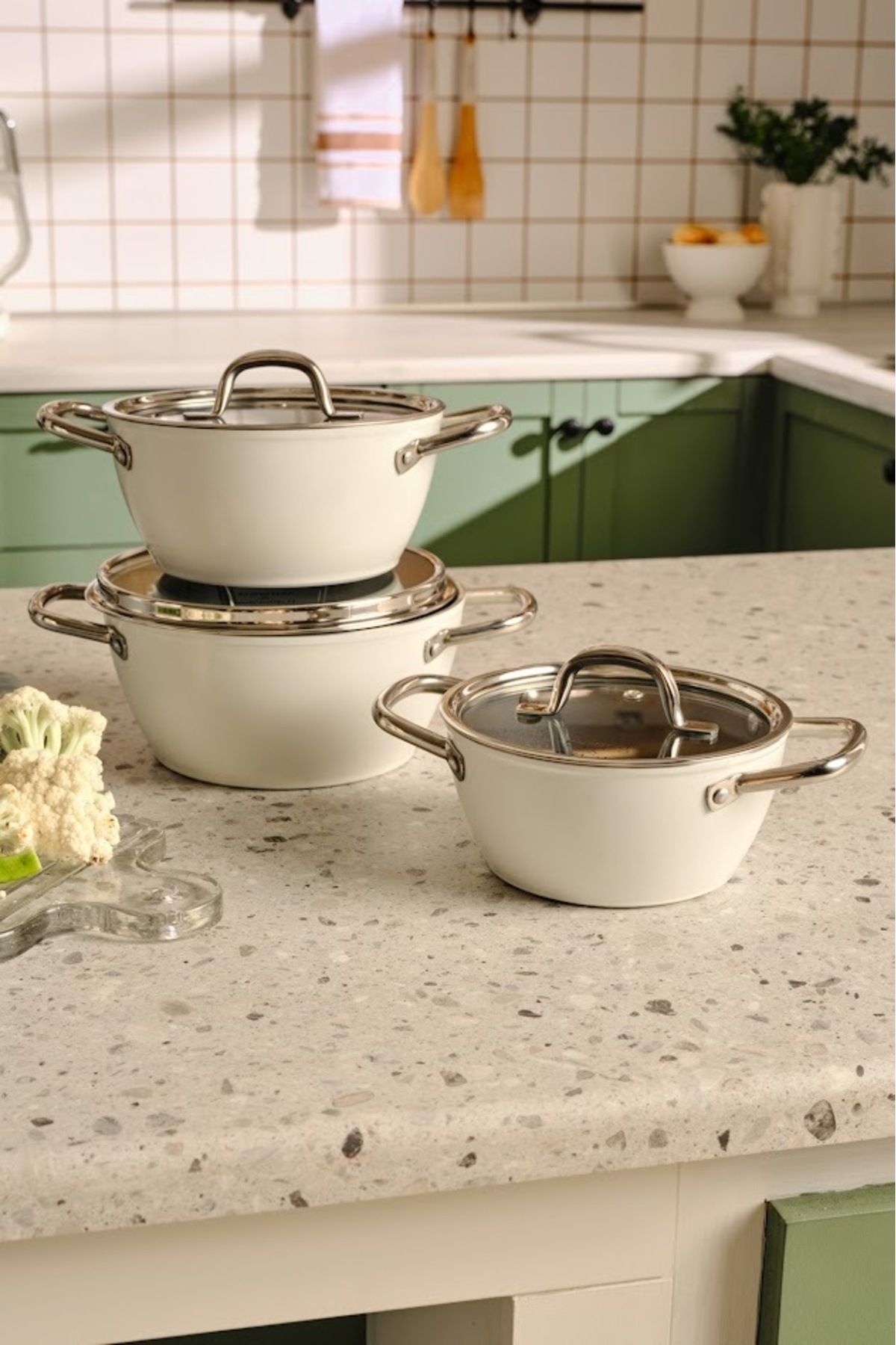Karaca x Refika Birgül Swiss Crystal Metal Kulplu 6 Parça Midi Tencere Set Creamy