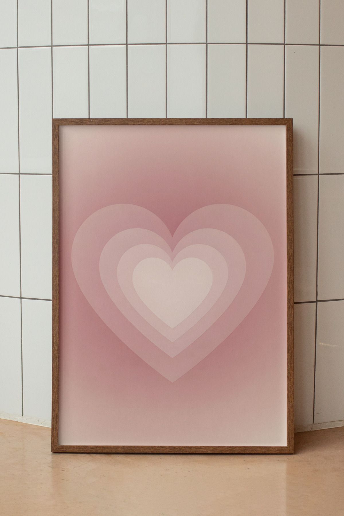 baselith Minimal Kalp Duvar Posteri - Gradient Desenli Trend Dekor - Çerçevesiz Duvar Baskısı
