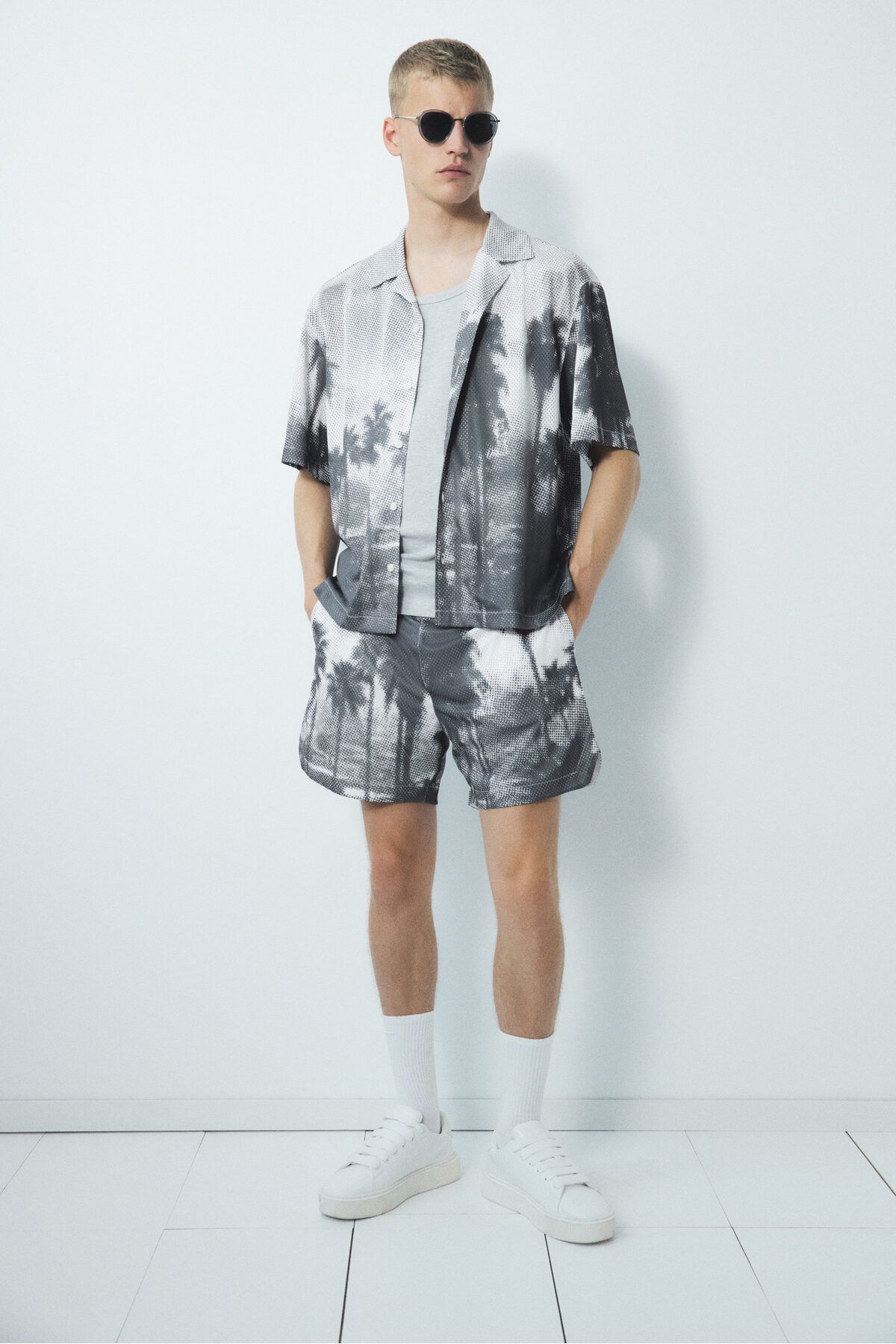 H&M Baskılı File Şort Regular Fit