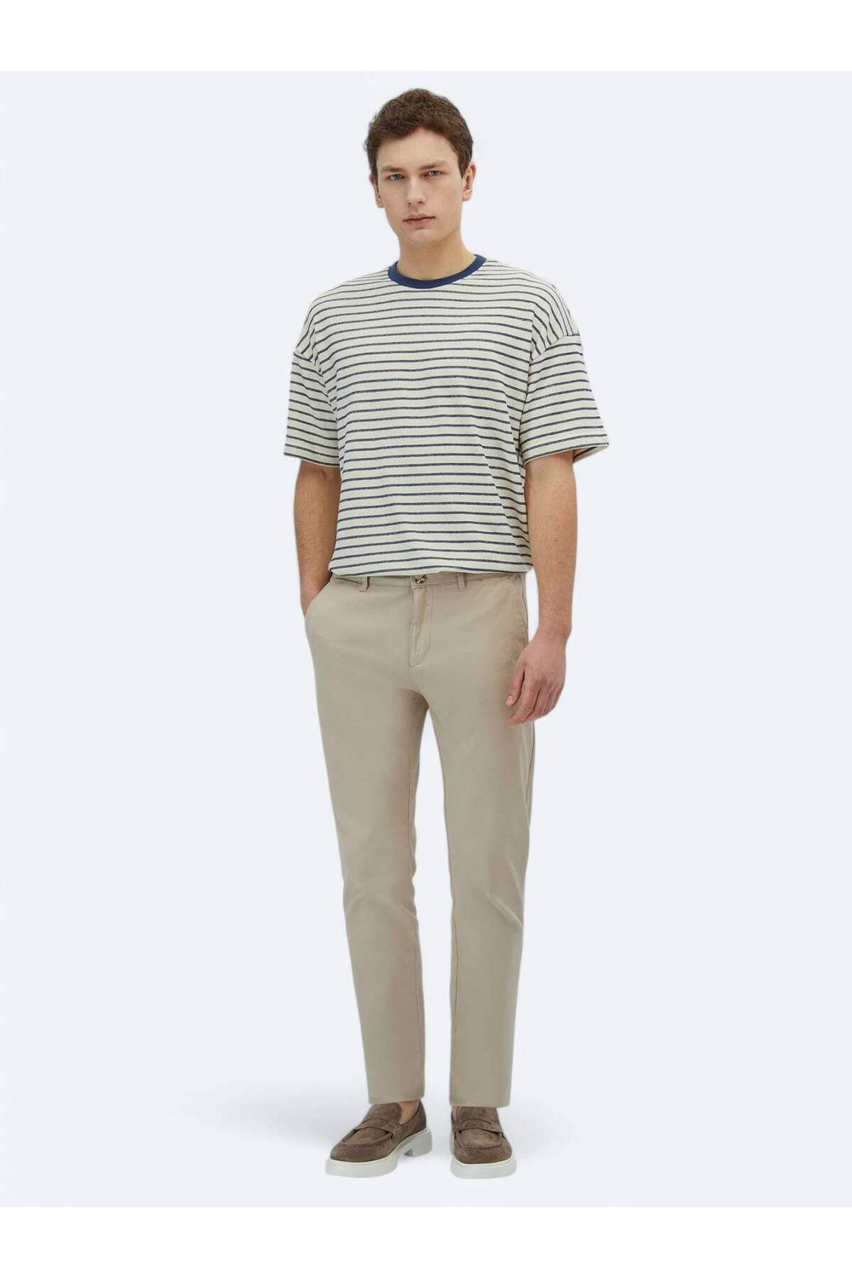 Kip Bej Düz Dokuma Regular Fit Casual Pamuk Karışımlı Pantolon