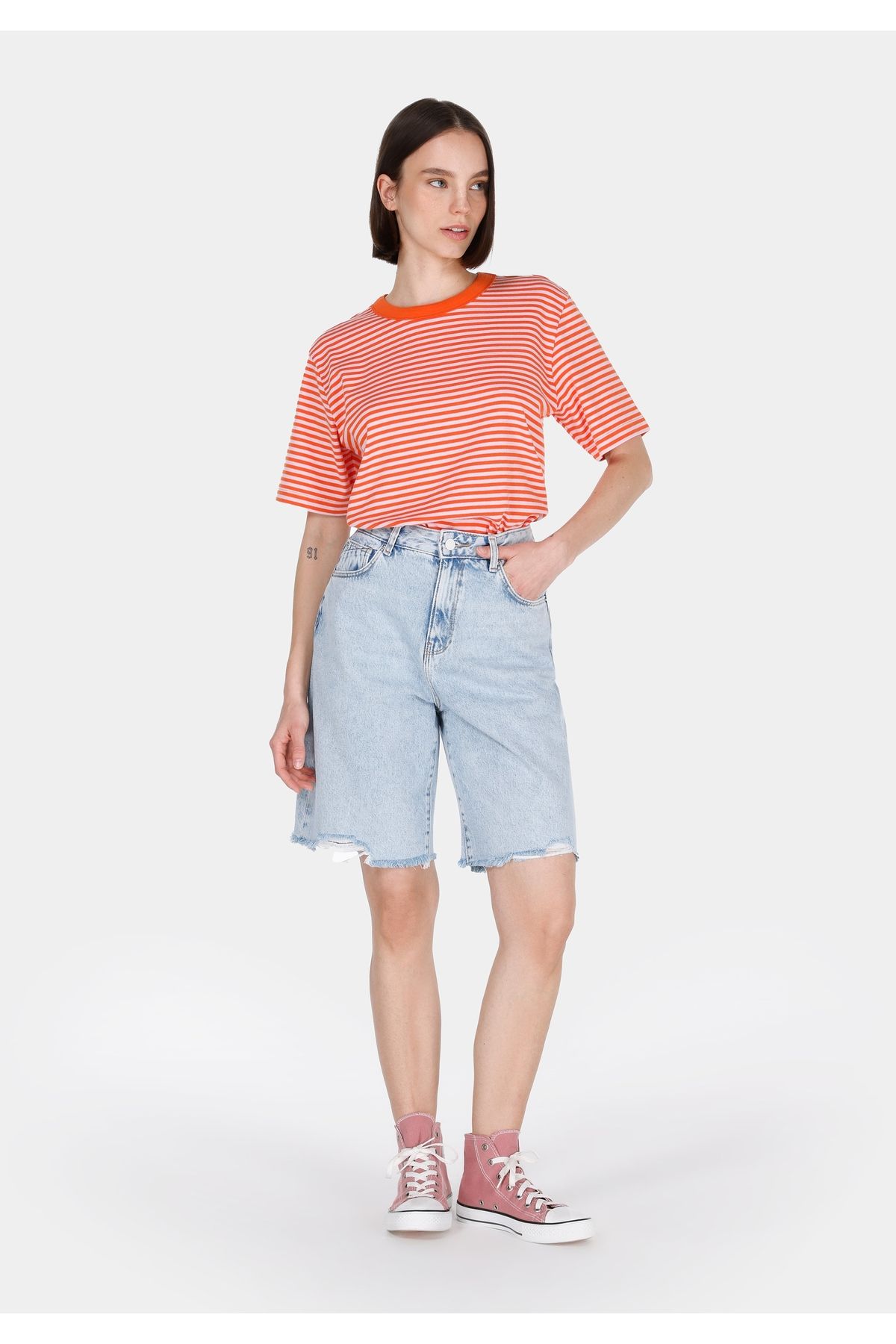 Colin’s Regular Fit Yüksel Bel Düz Kadın Mavi Jean Şort