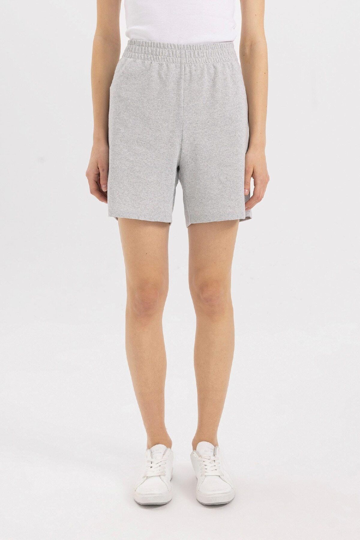 Defacto Regular Fit Basic Düz Bermuda Şort U4570azns