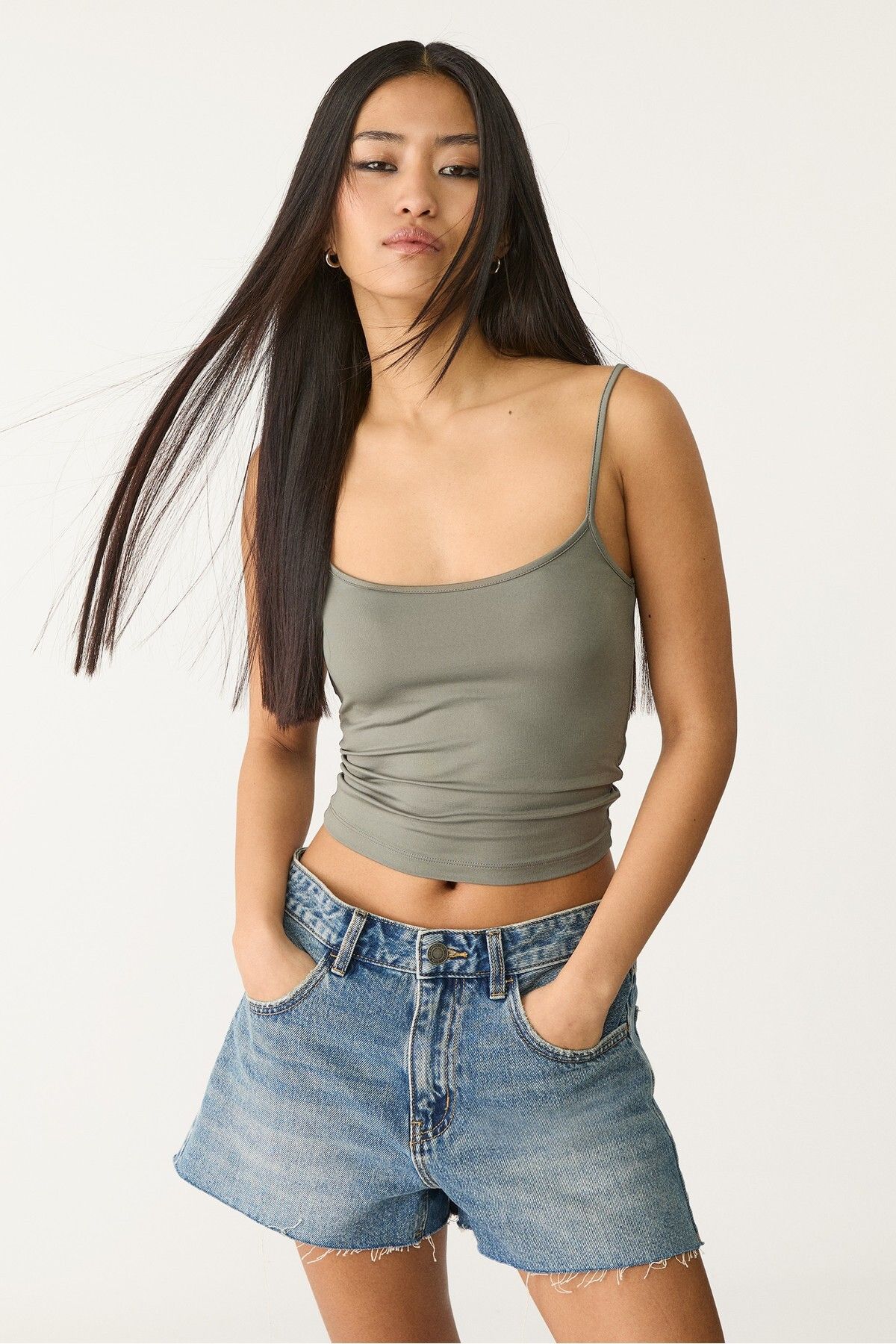 Stradivarius Düşük Bel Denim Şort