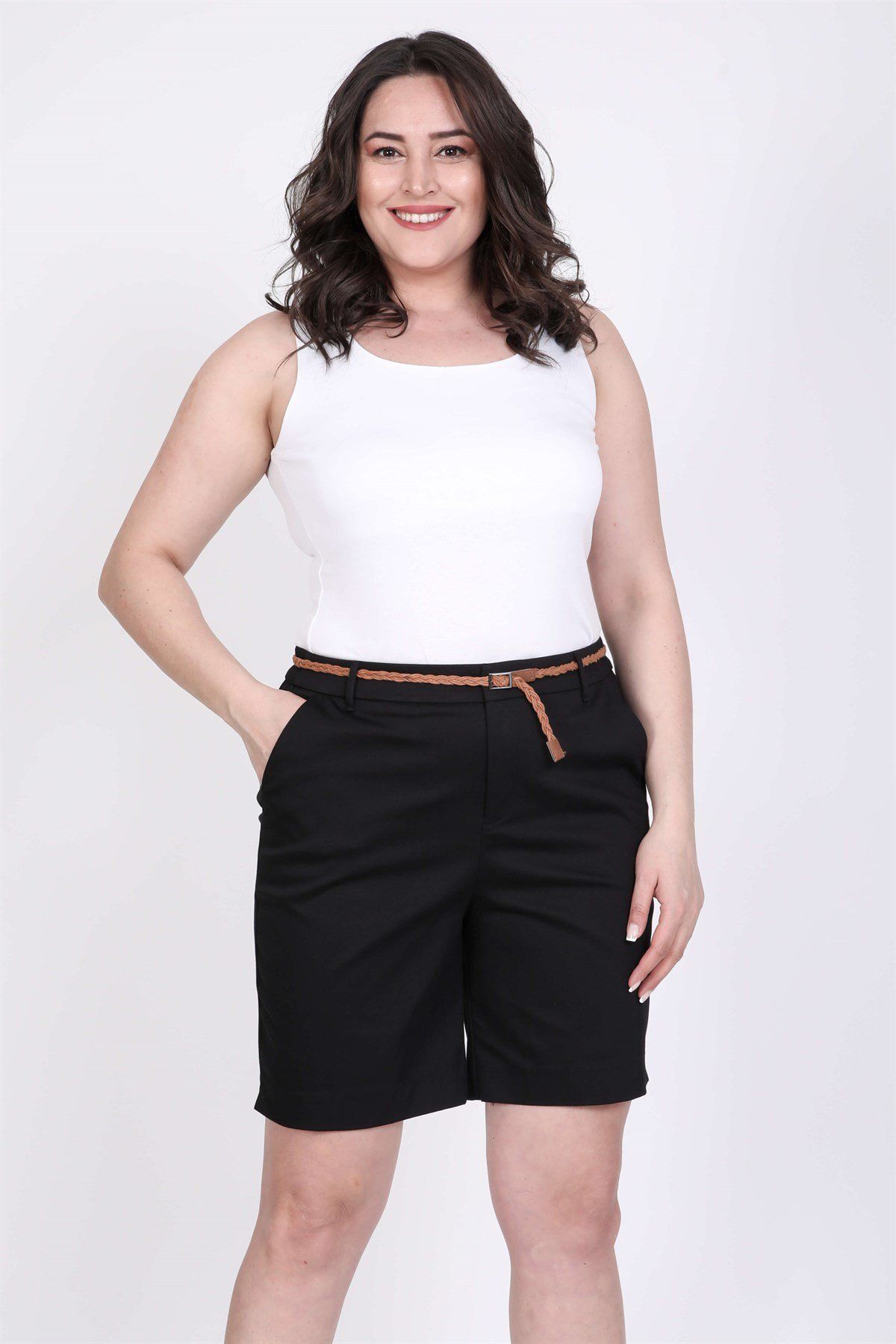 Myline Kemerli Şort
