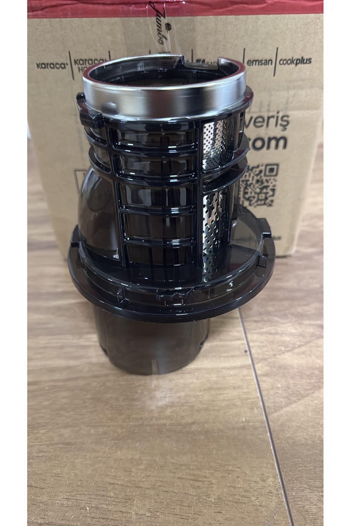 Karaca Slow Juicer Hazne Kapağı Orijinal Yedek Parça Yetkili Servis Güvencesiyle
