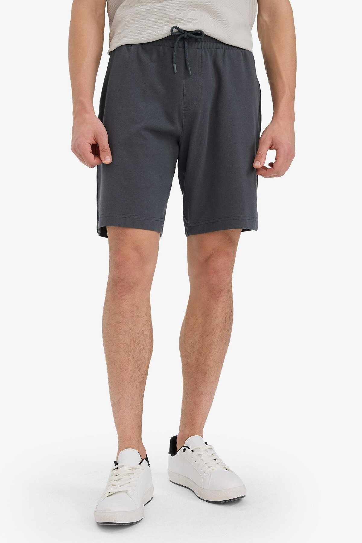 Defacto Slim Fit Dar Kesim Cepli Pamuklu Basic Düz Bermuda Şort W1105az25sp