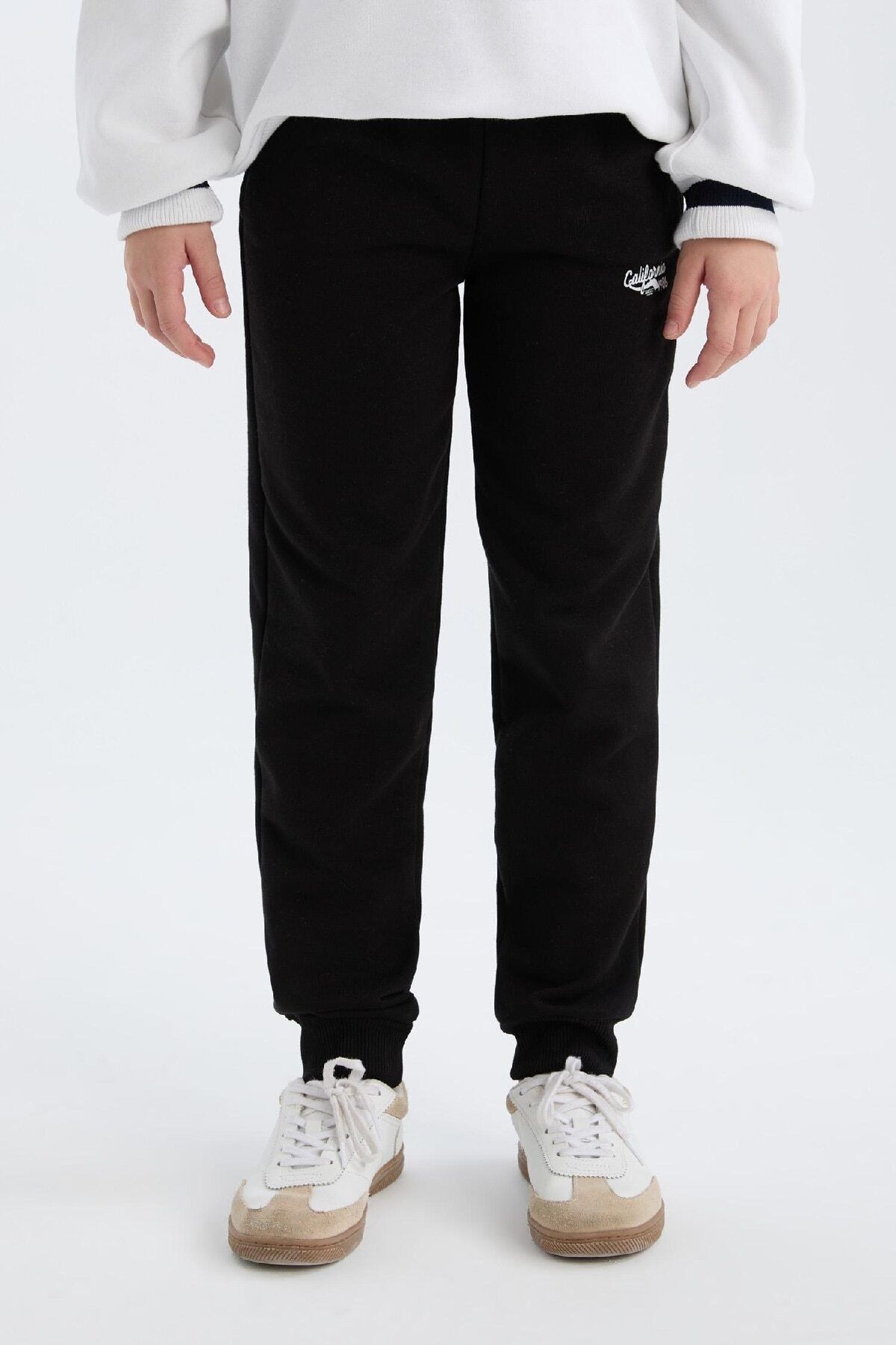Defacto Kız Çocuk Jogger Fit Pantolon D6482a8ns