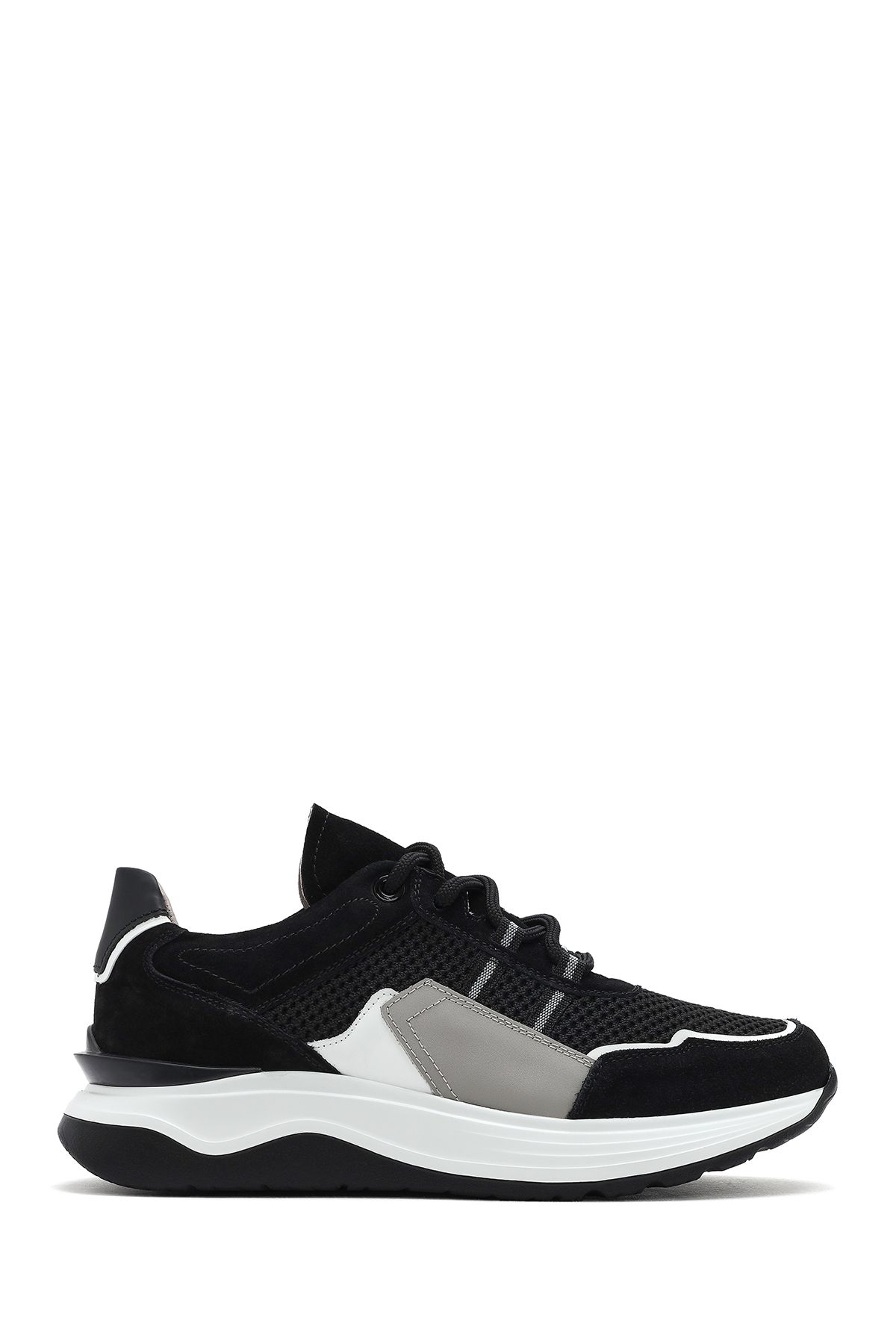 Derimod Erkek Siyah Bağcıklı Kalın Tabanlı Deri Sneaker 25SFD795014
