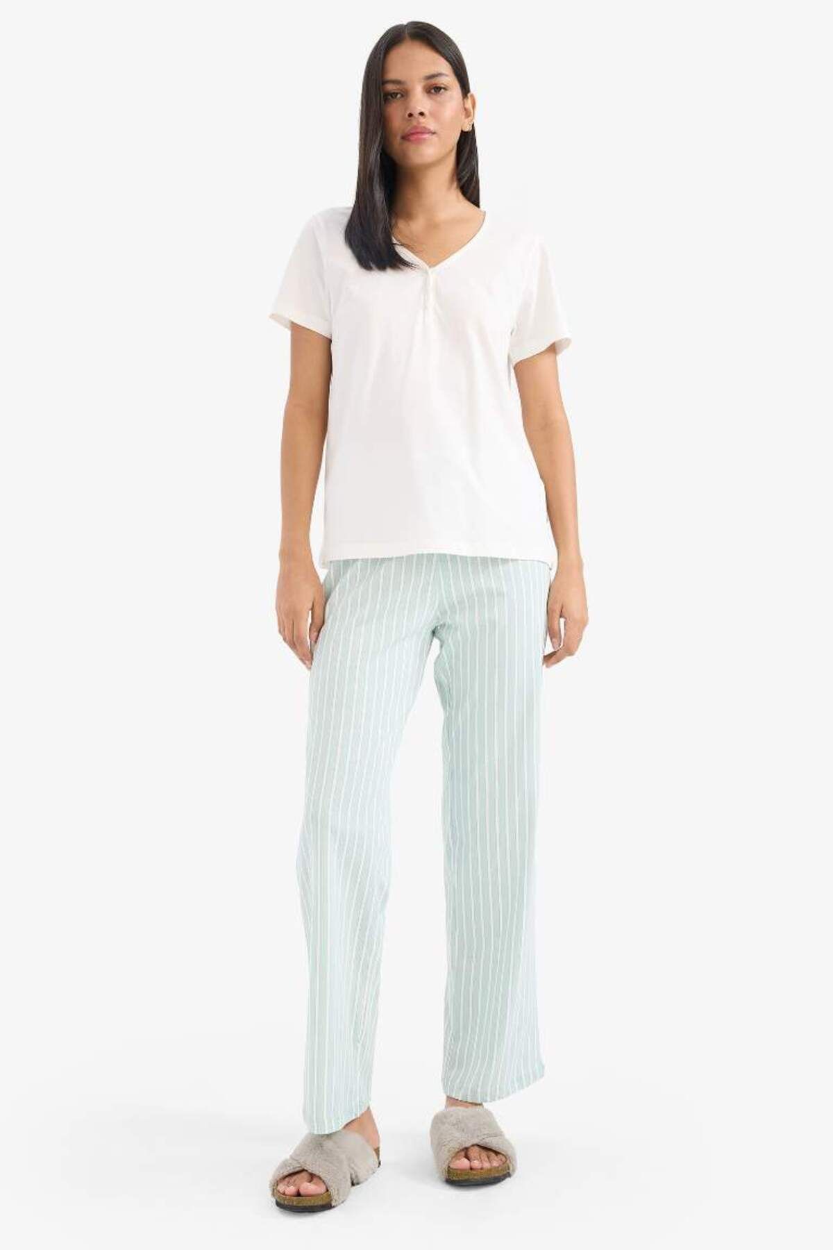 Defacto Pijama Takımı Kısa Kollu Pijama Üstü Esnek Belli Uzun Pijama Altı-fall In Love E4823ax25sp