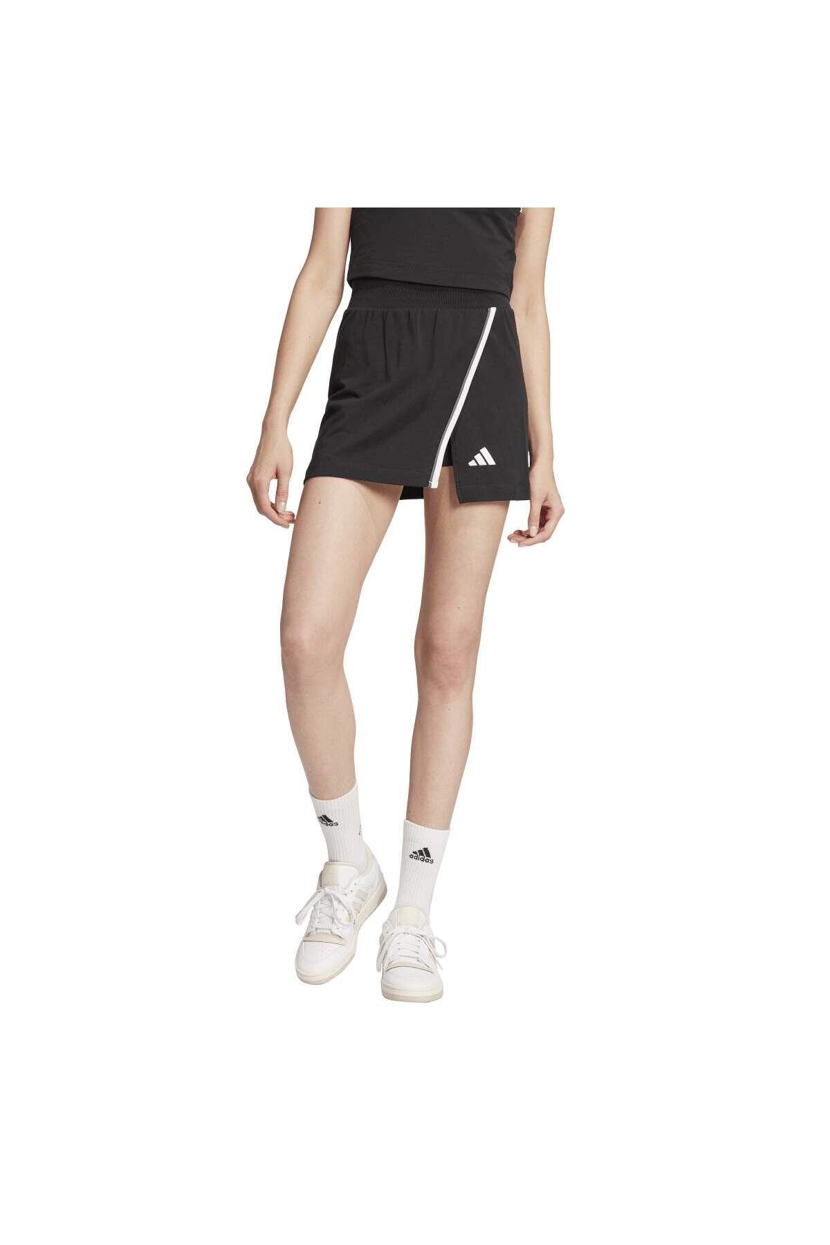 adidas Essentials Color-pop Kadın Siyah Şort