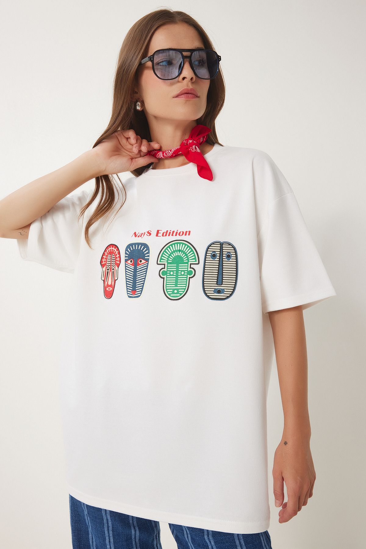 Happiness İstanbul Kadın Ekru Oversize Baskılı Örme T-Shirt ZV00279