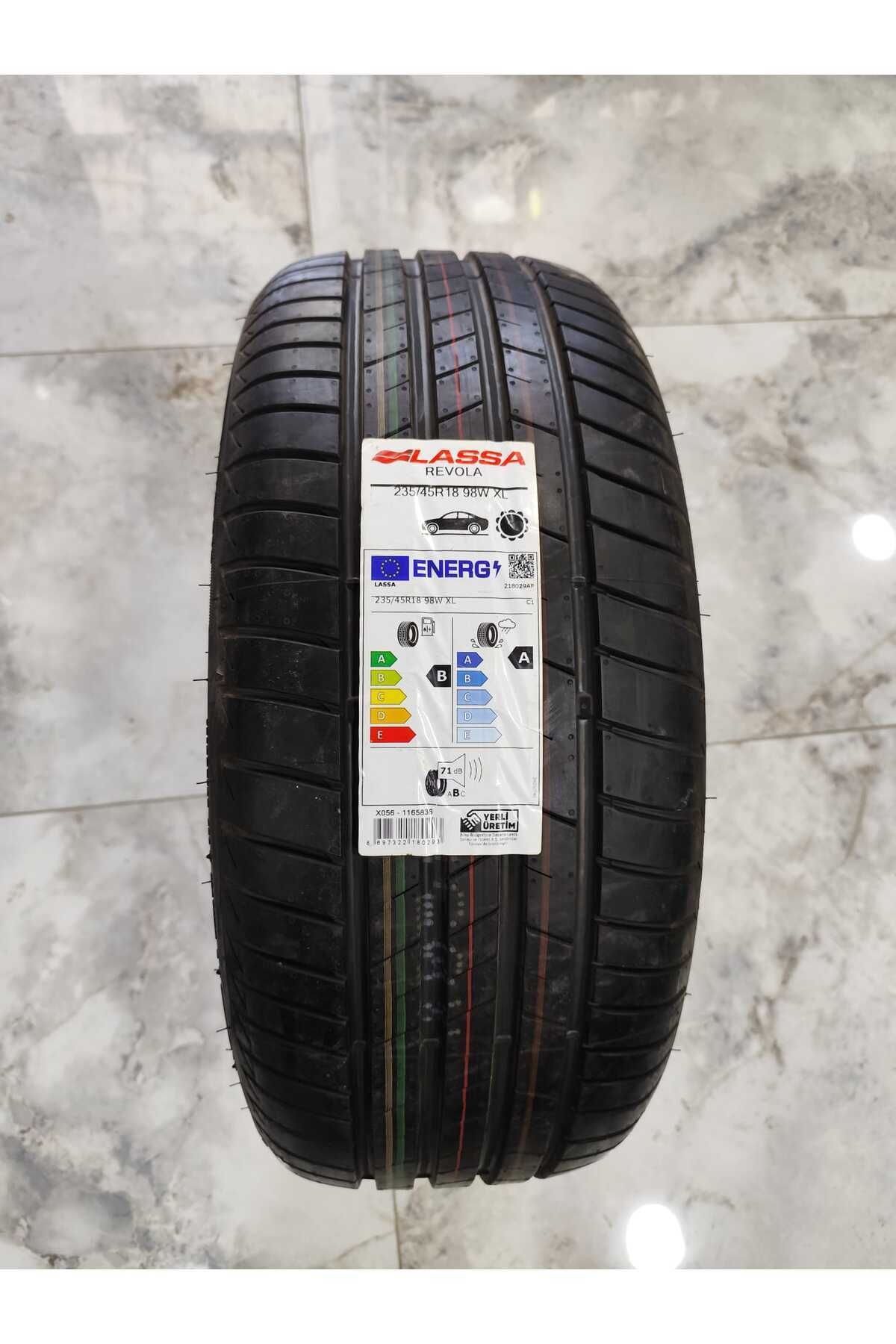 Lassa 235/45R18 LASSA REVOLA