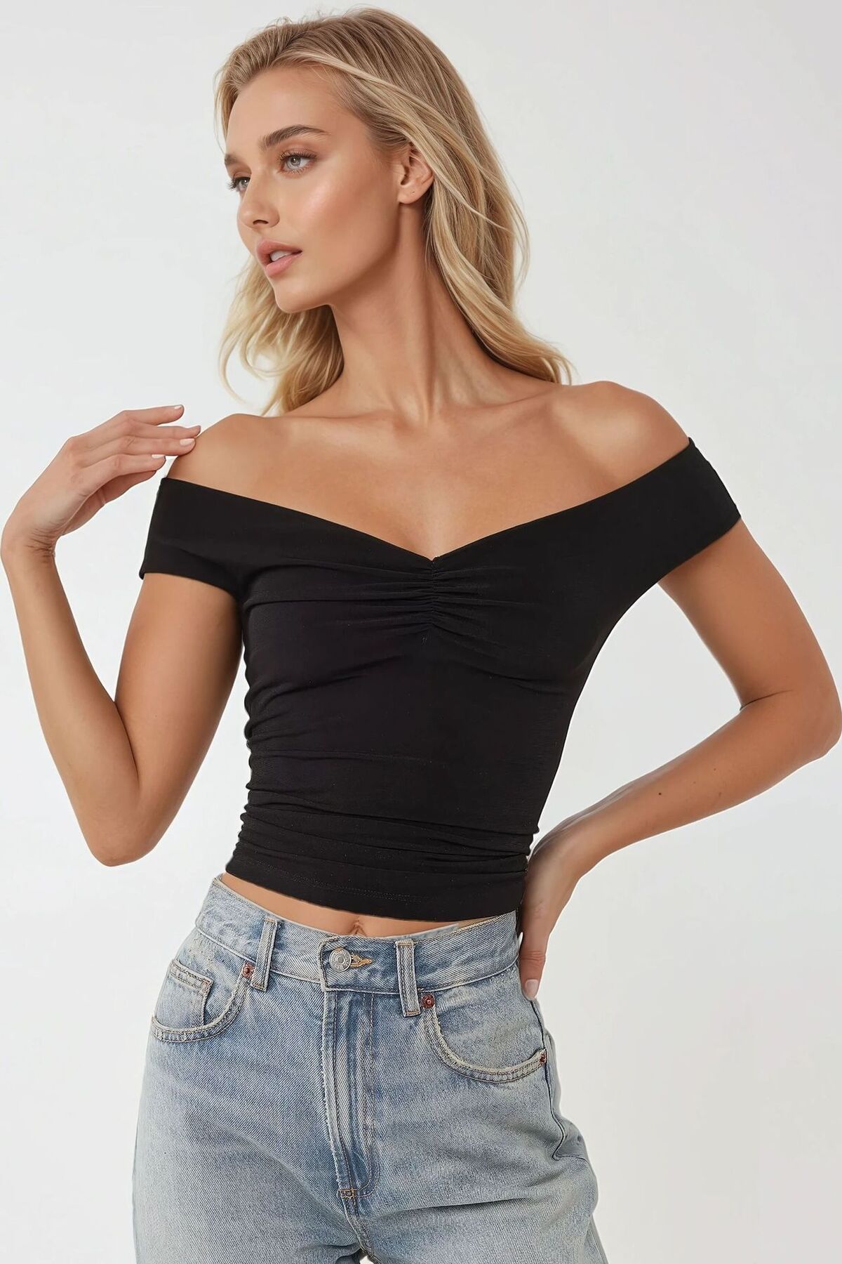Hiccup Omzu Açık Slim Fit Örme Üst