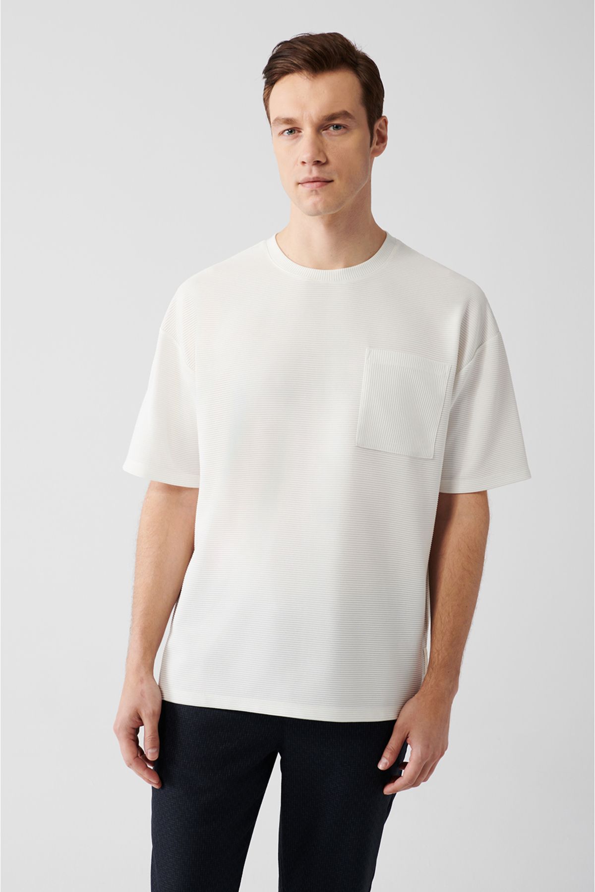 Avva Erkek Beyaz Ütü Gerektirmeyen Cepli T-shirt A31y1283