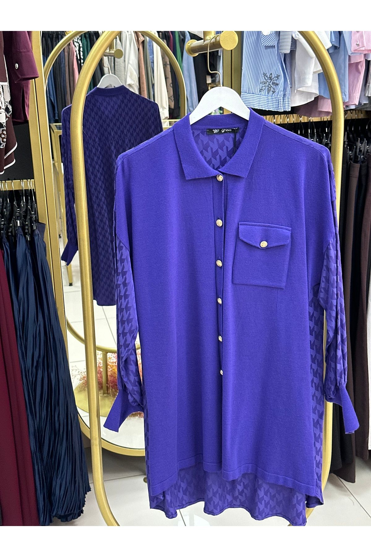 Ghisa Mor Tunik