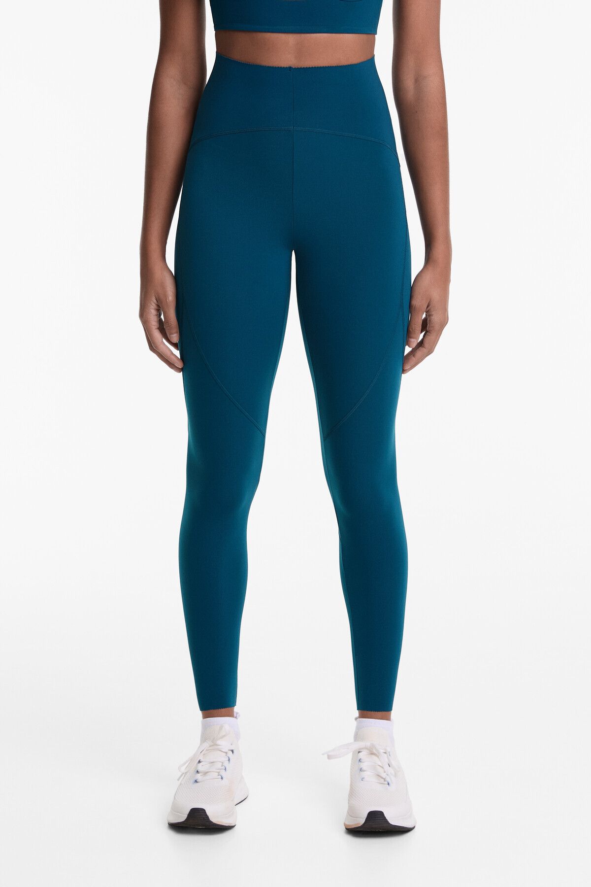 Oysho Compressive basic bilek hizasında tayt
