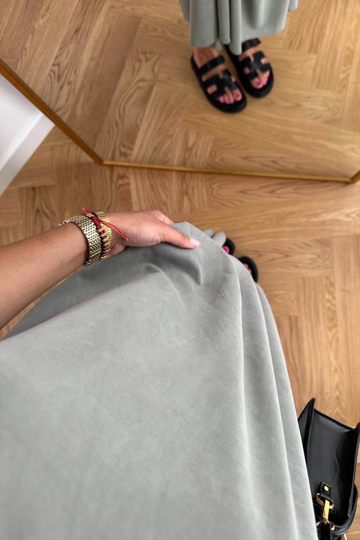 Moda Asrın Haki Modal Kumaş Sıfır Kol Elbise