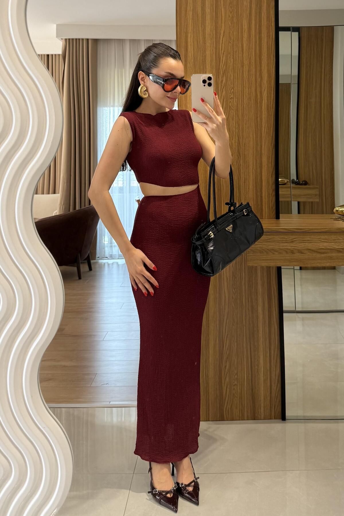 Gizem Ecemiş Walnet Bordo Bel Dekolteli Elbise