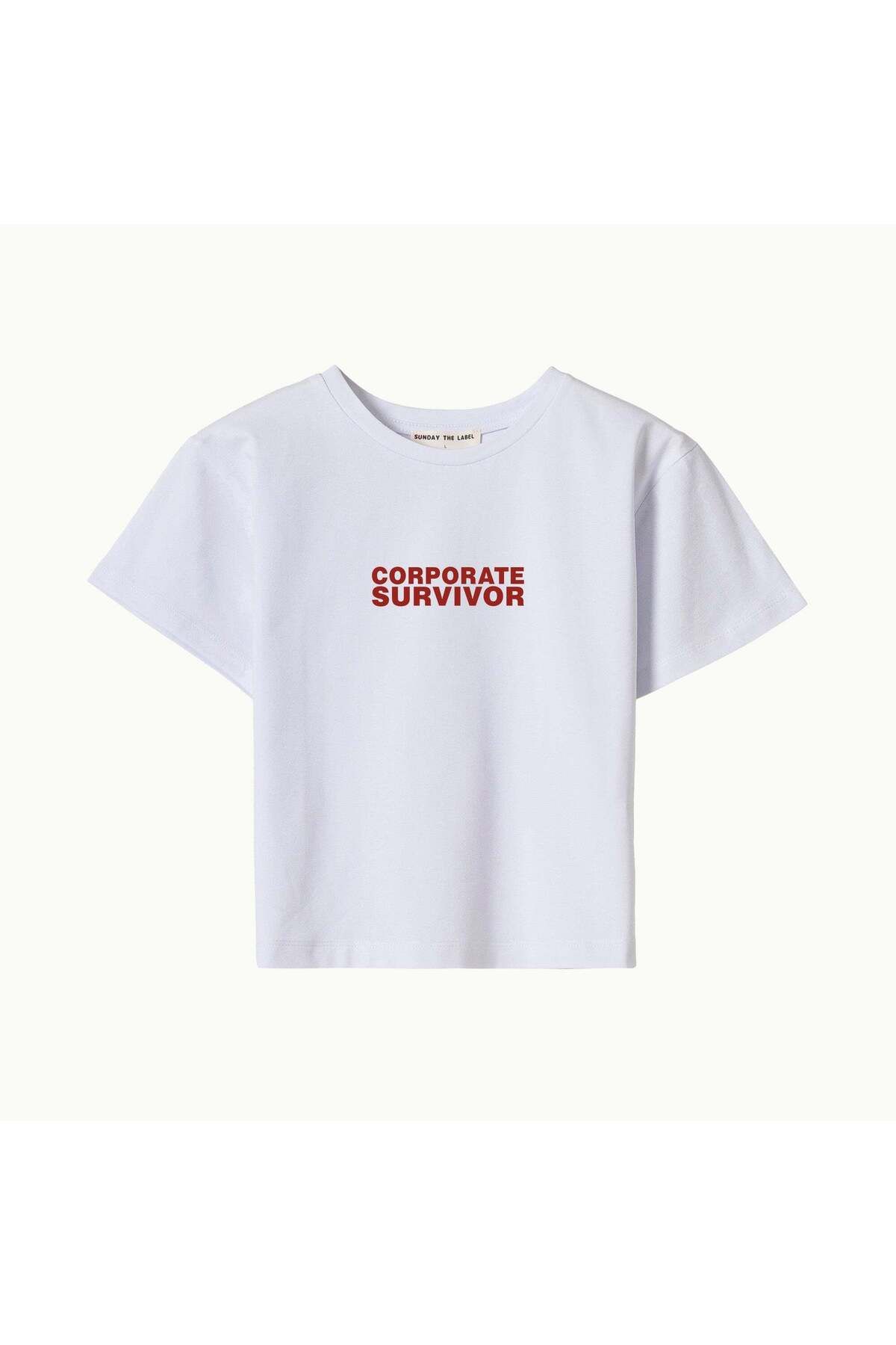 SUNDAY THE LABEL POP QUIZ SURVIVOR - BABY TEE