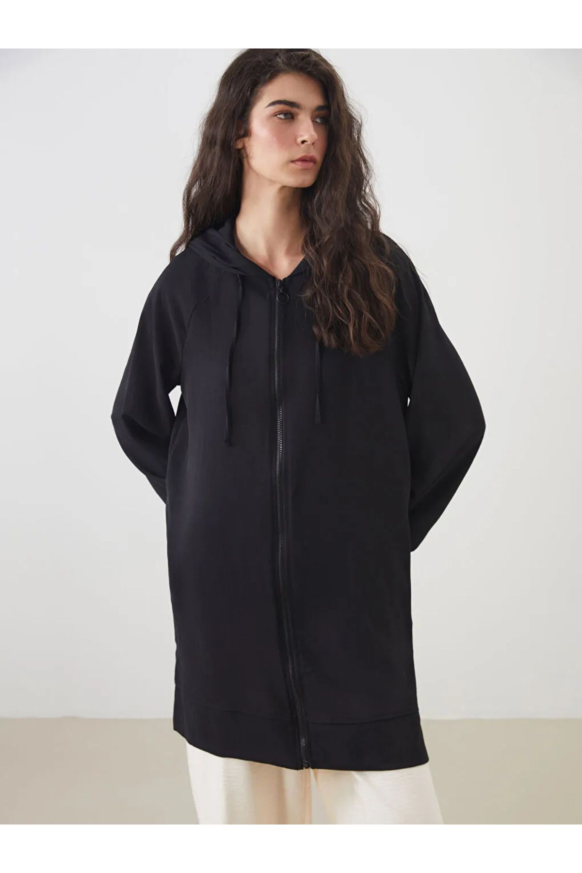 LC Waikiki LCW Modest Kapüşonlu Oversize Kadın Tunik