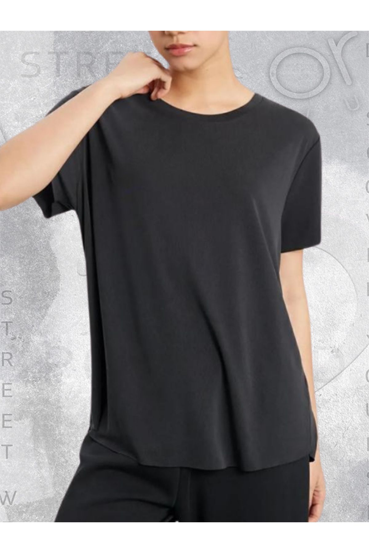 less is or Bisiklet Yaka Siyah Lazer Kesim Basic Tshirt