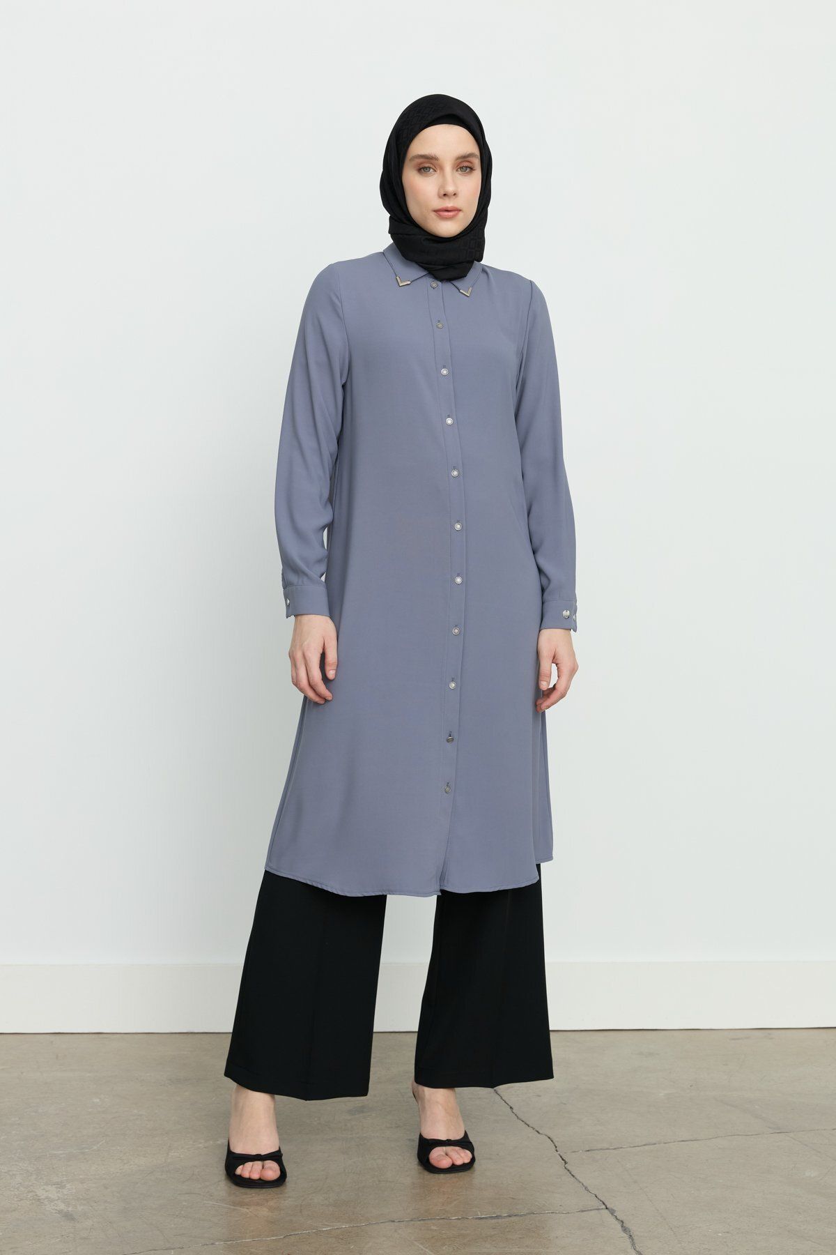 Nihan Gömlek Yaka Basic Tunik Gri