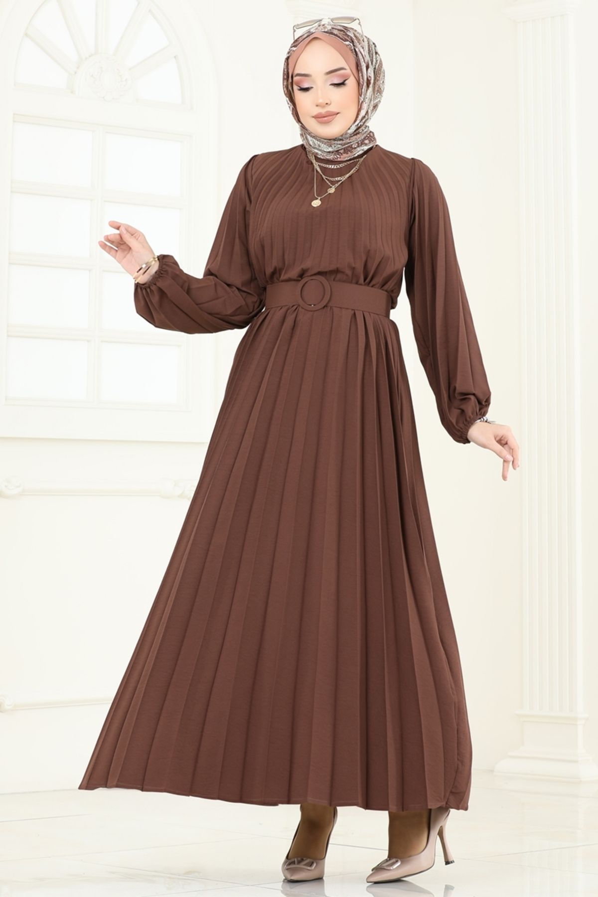 Modaselvim Kemerli Piliseli Krep Elbise 3031HBS856 Kahve