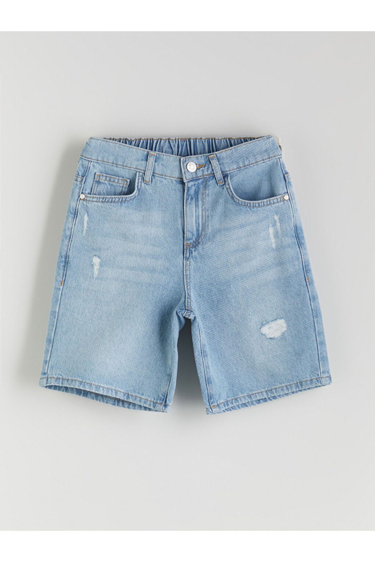 LC Waikiki Yırtık Detaylı Erkek Çocuk Jean Şort