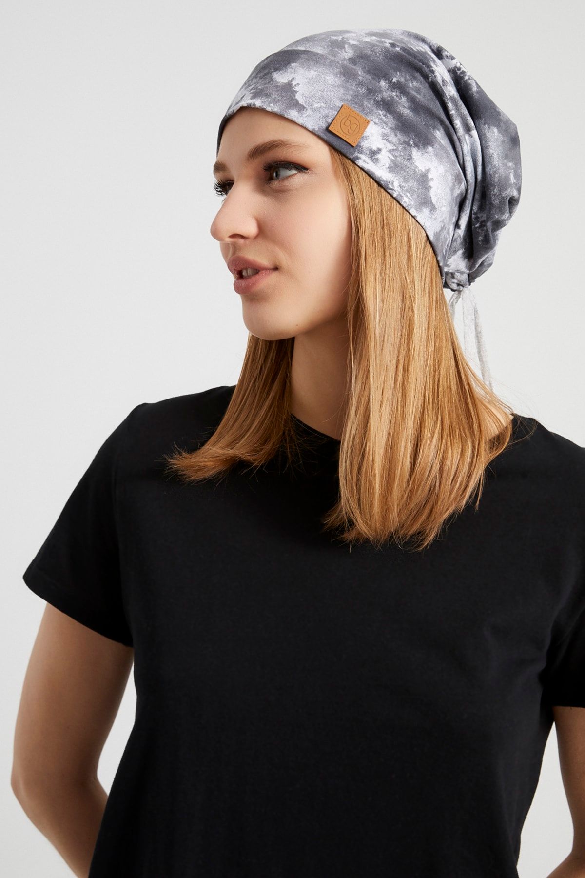 Butikgiz Kadın Batik,trend Ip Detaylı 4 Mevsim Şapka Bere Buff Ultra Yumuşak Doğal Penye