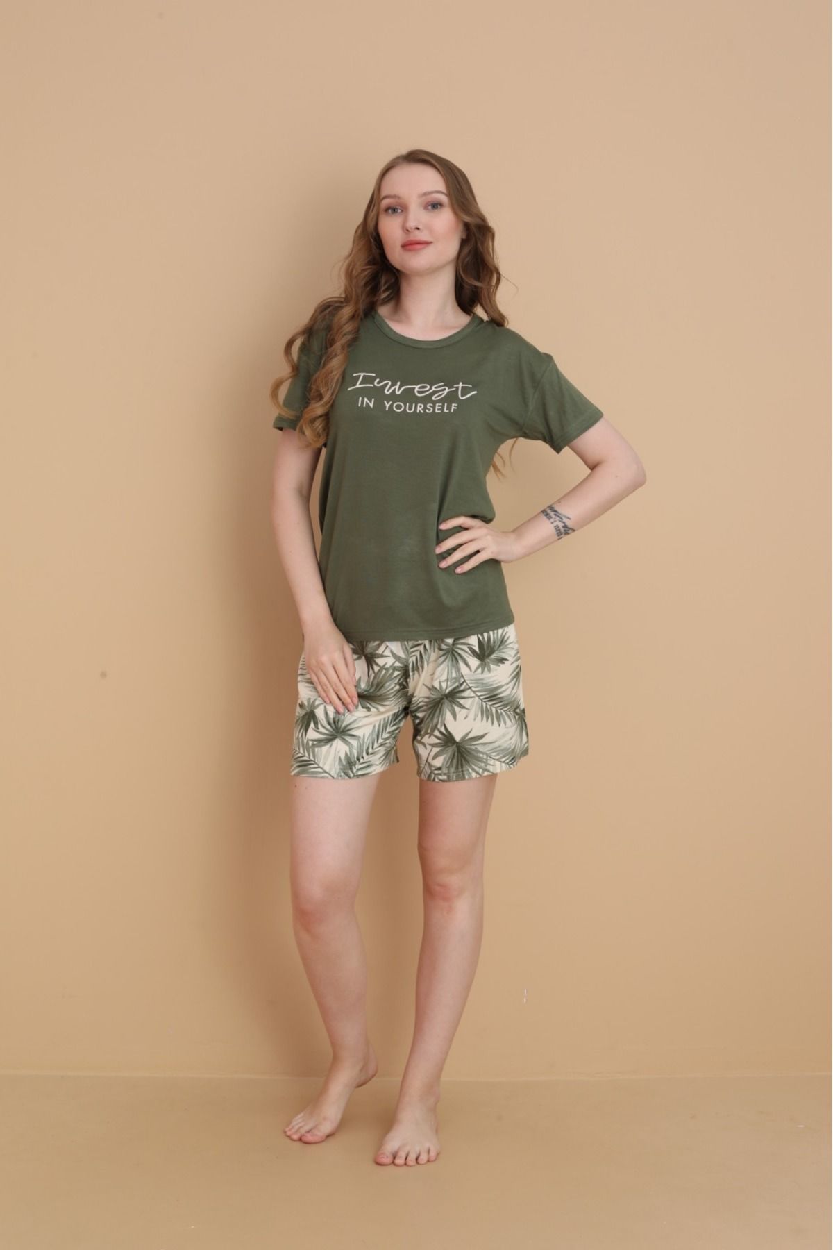 PİJART Yeşil yaprak desenli likralı penye süprem şortlu pijama takımı