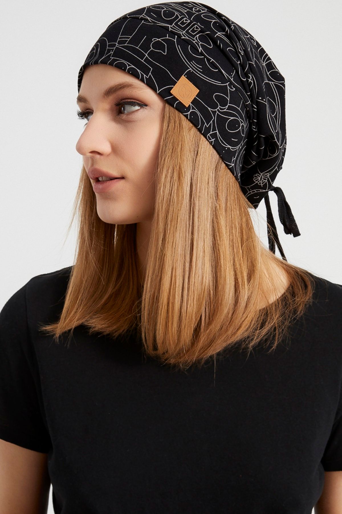 Butikgiz Kadın Siyah, Beyaz Desenli, Ip Detaylı 4 Mevsim Şapka Bere Buff -ultra Yumuşak Doğal Penye Kumaş
