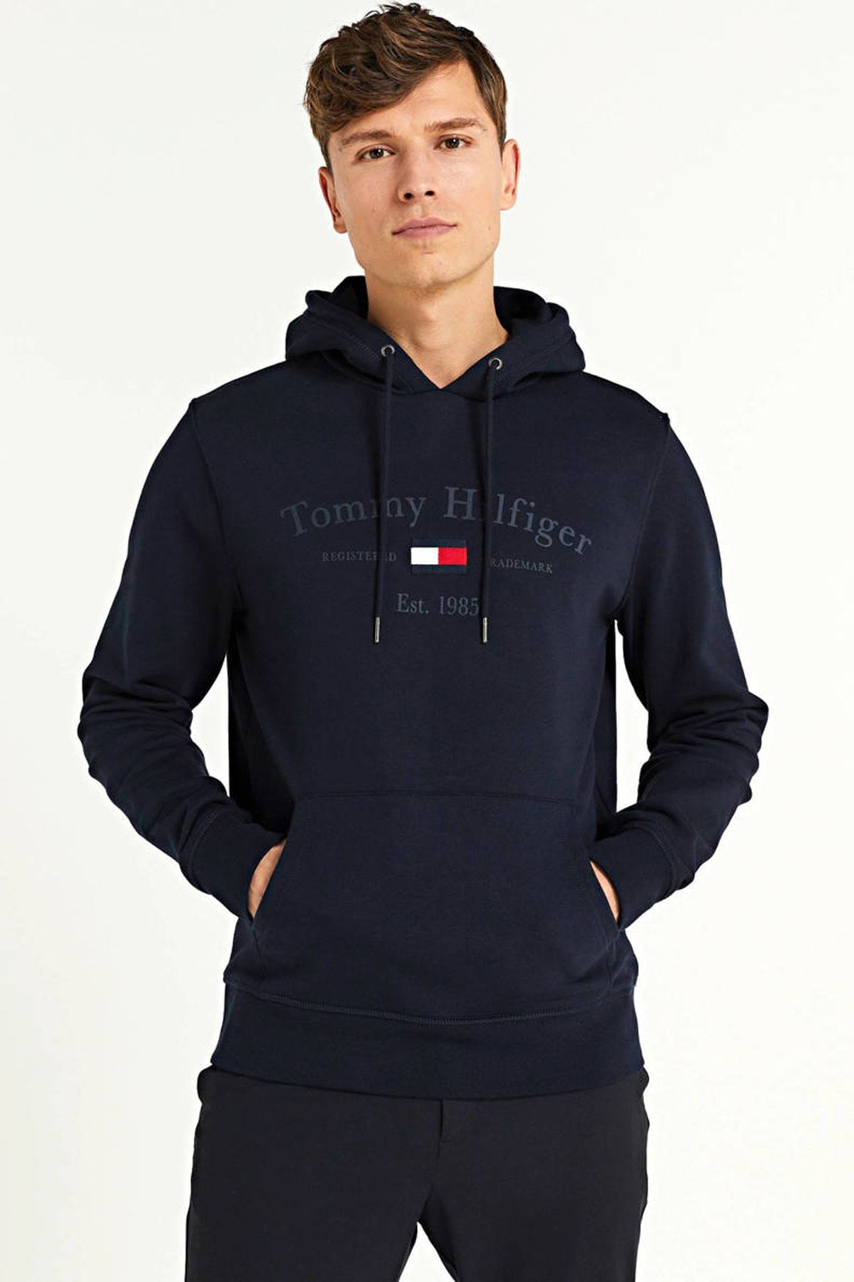 Tommy Hilfiger Organic Cotton Logo Embroidery Sweatshirt Mw0mw19329