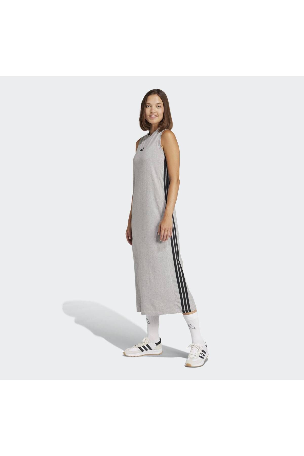adidas Essentials 3-stripes Racerback Uzun Elbise