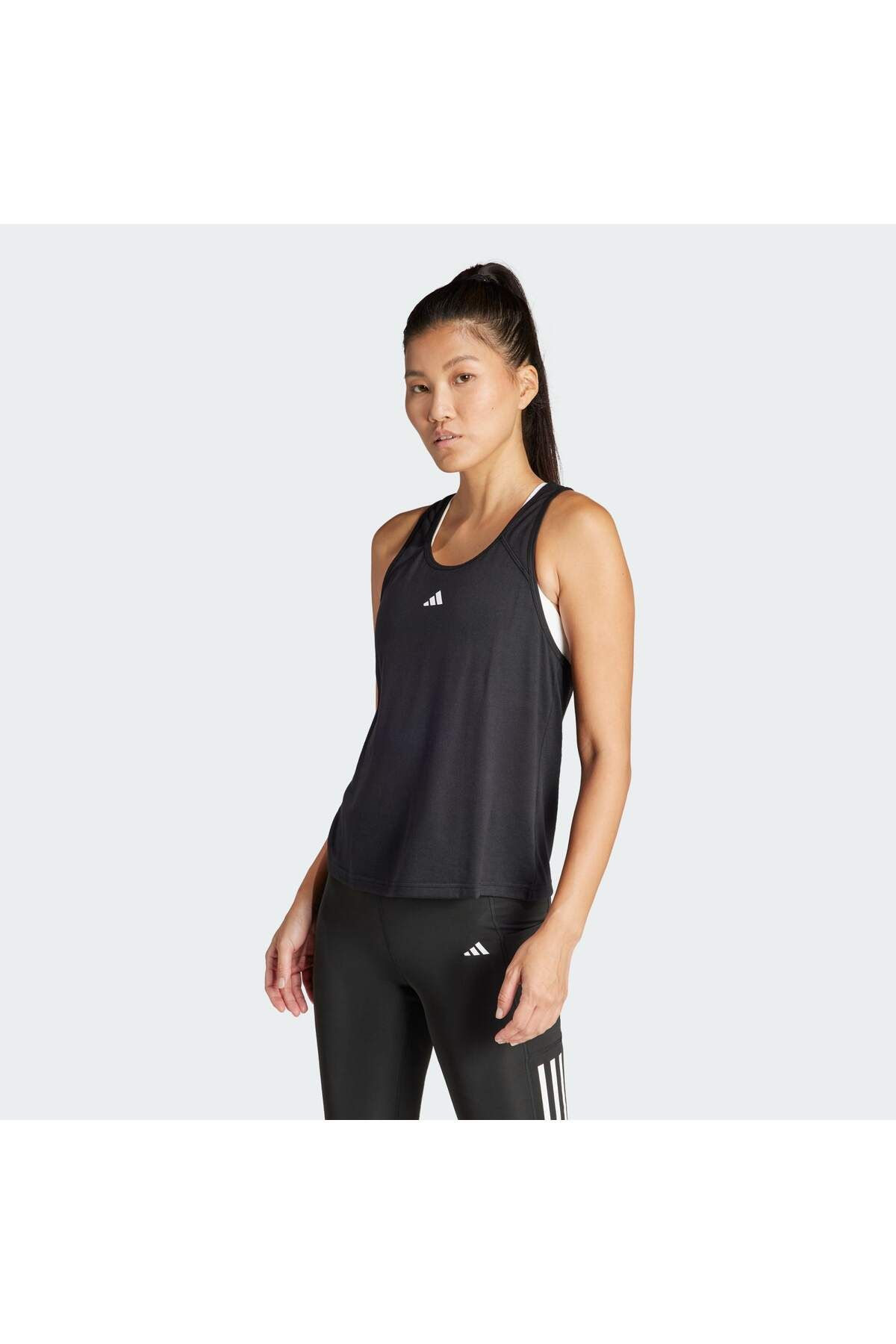 adidas Train Essentials Minimal Branding Racerback Atlet