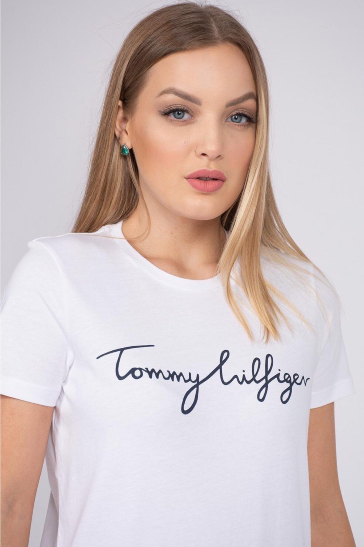 Tommy Hilfiger Kadın Signature Print Logo Women T-shirt
