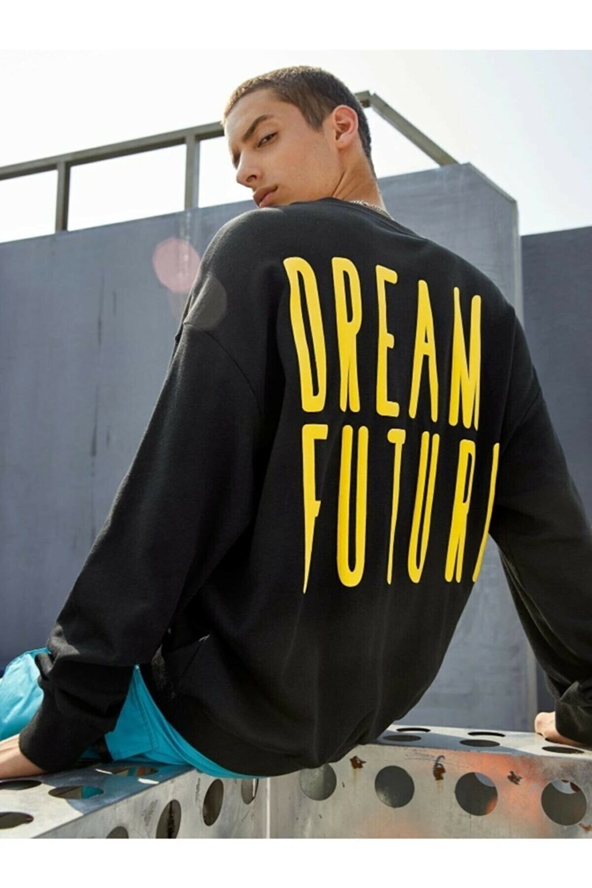 LEDRESS Erkek Siyah Dream Future Baskılı Oversize Sweatshirt Dreamf.