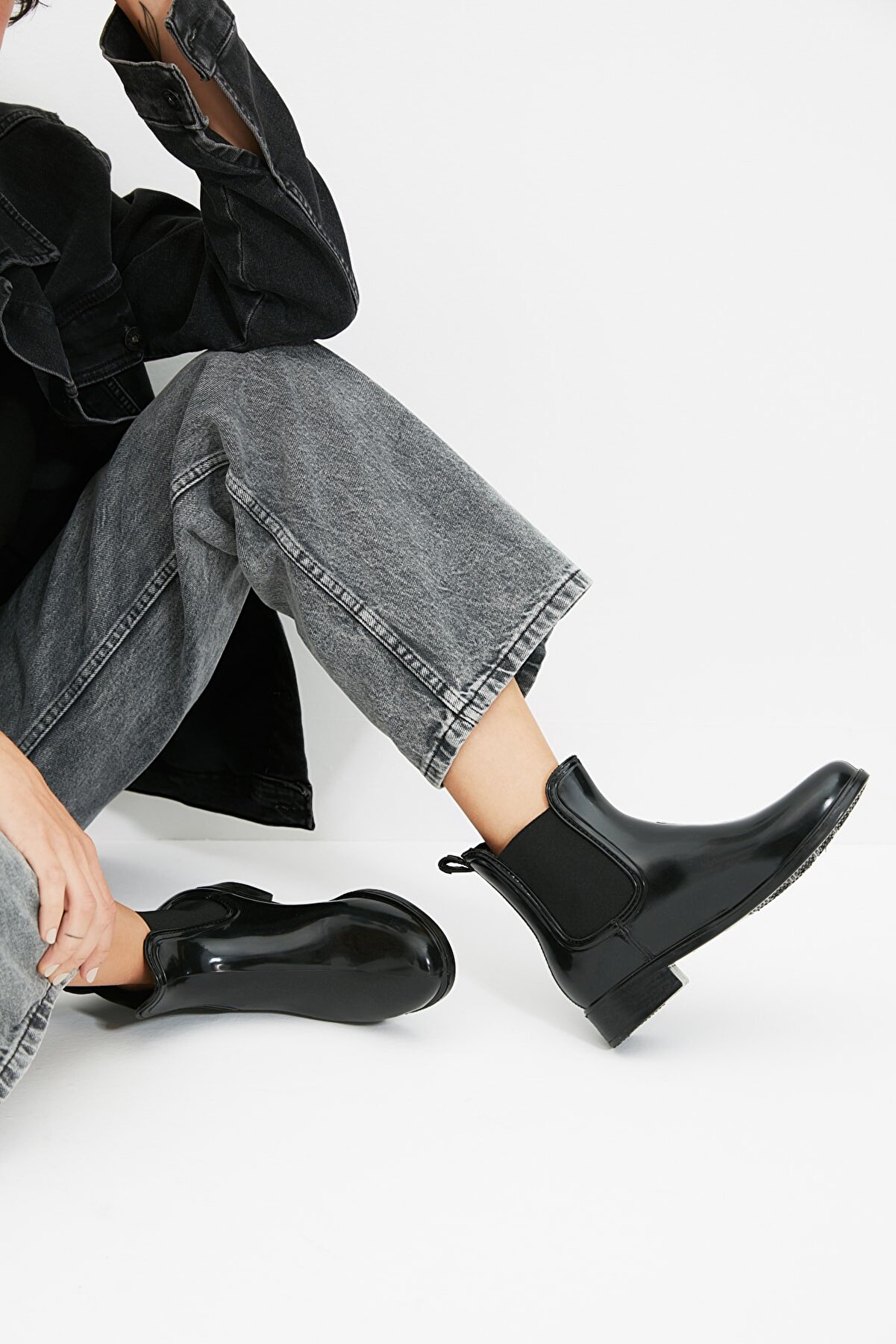 Trendyol Shoes Siyah Kadın Yağmur Botu TAKAW20BO0001