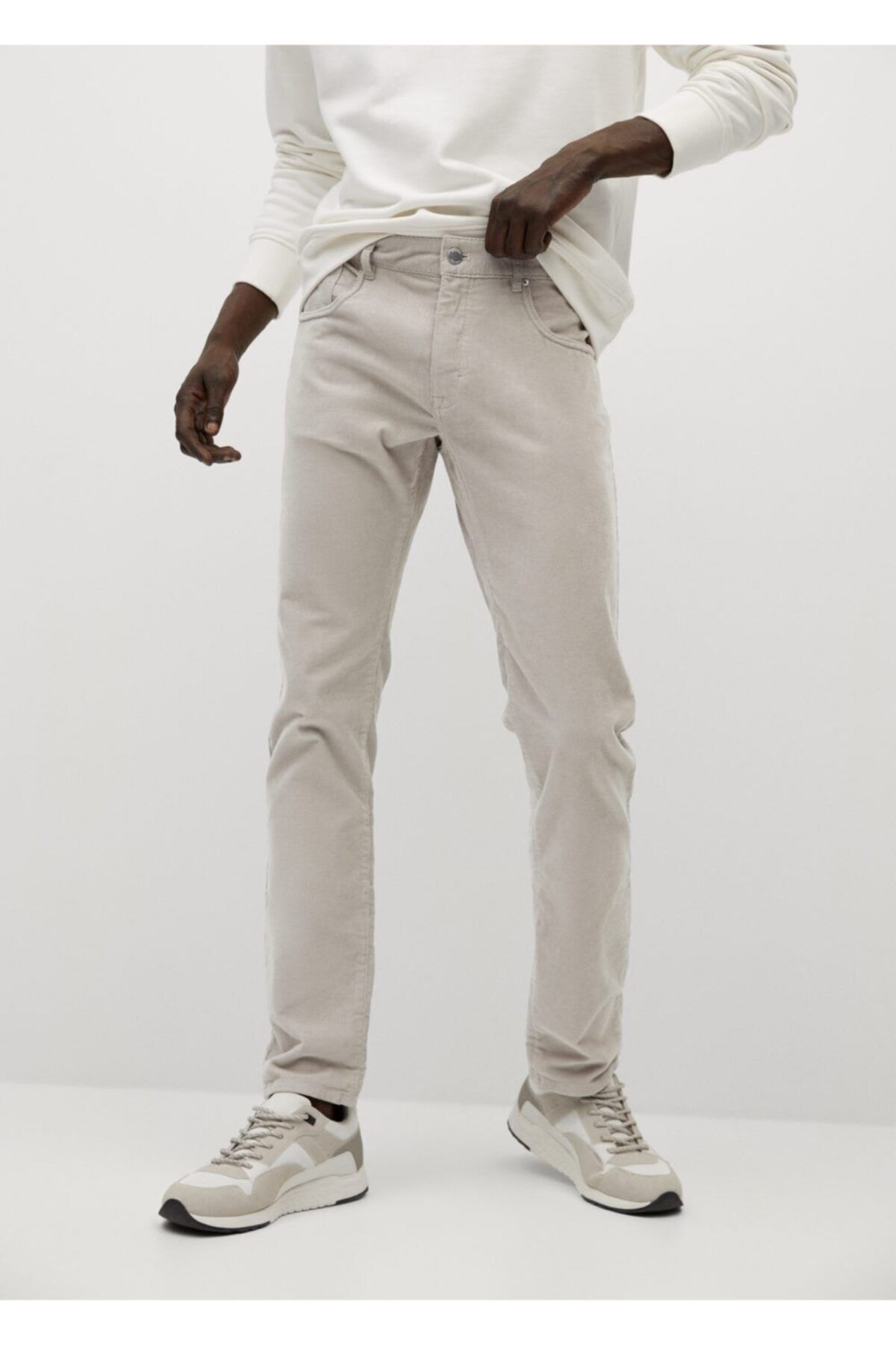 MANGO Man Erkek Açık/Pastel Gri Denim Görünümlü Dar Kesimli Fitilli Kadife Pantolon