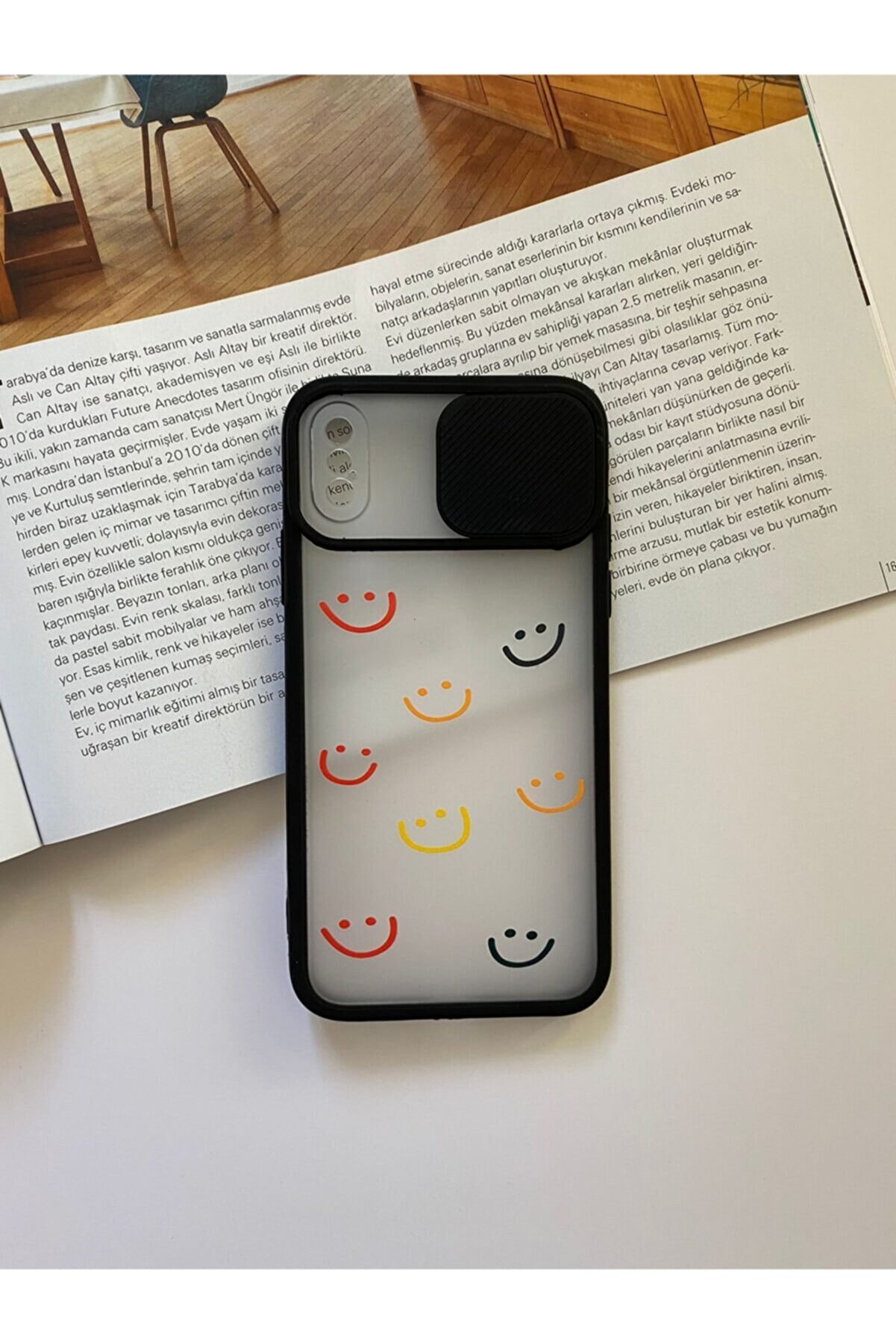 Mislina Iphone X Ve Xs Uyumlu Smile Desenli Kamera Sürgülü Koruyucu Kapak Kılıf
