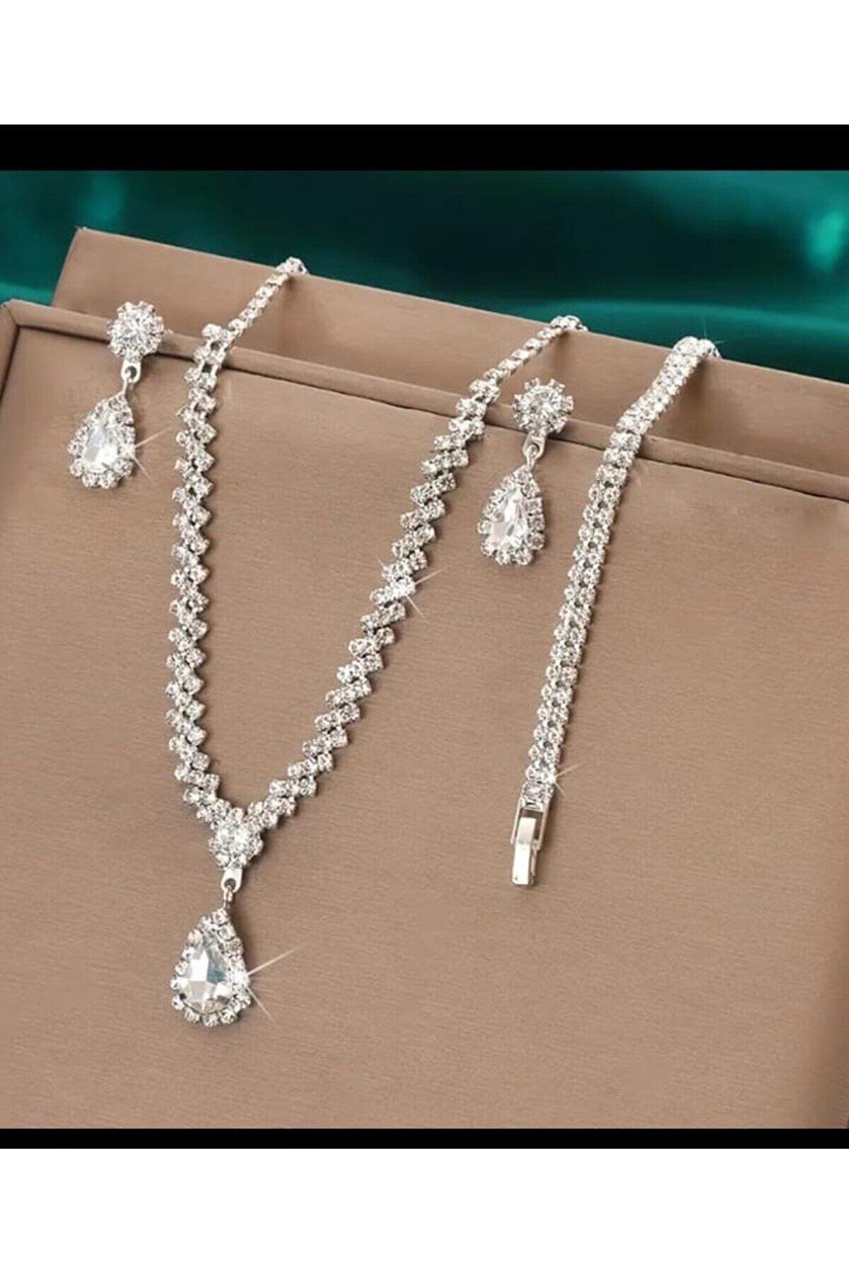 Zanora Gümüş Kaplama Ada Kolye Küpe Ve Bileklik Seti 3'Lü Set Davet Düğün Nişan Abiye