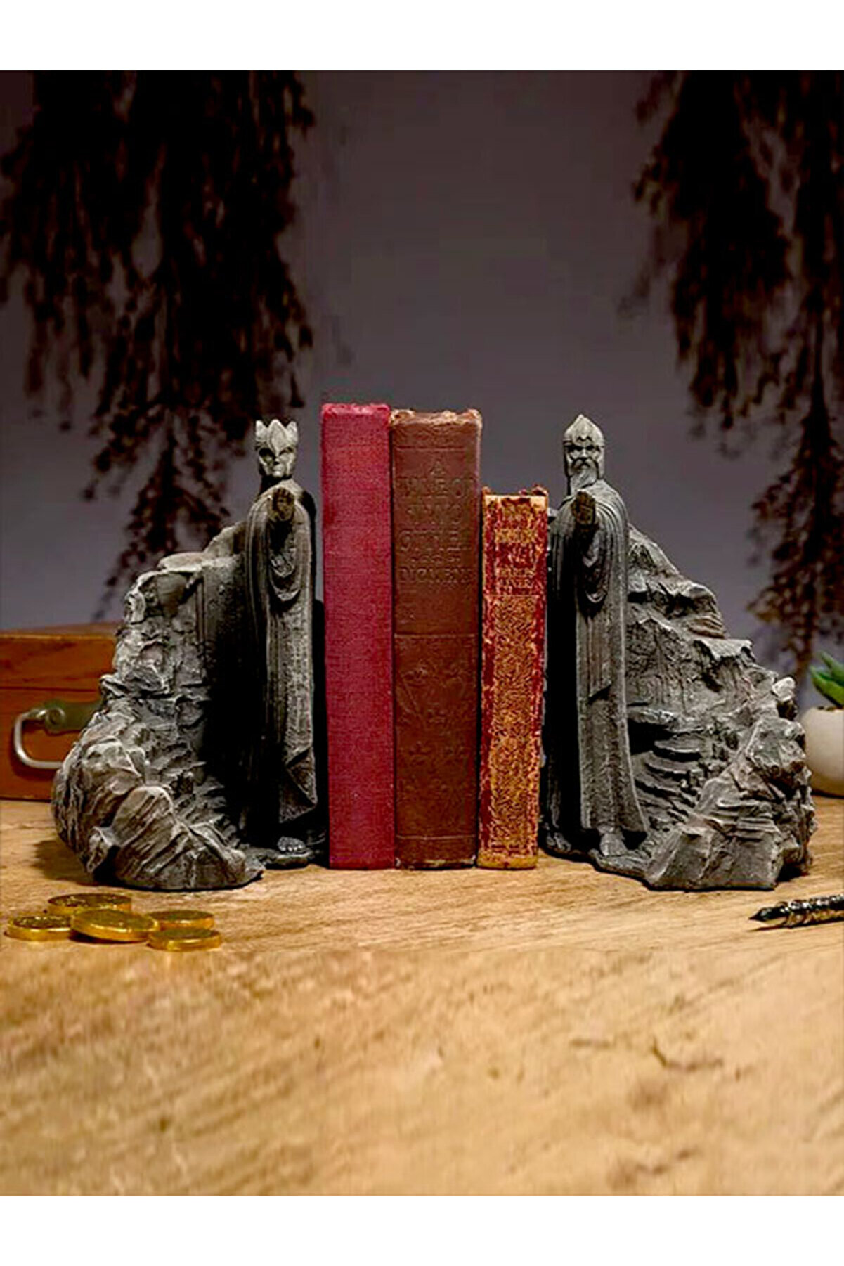 GÜRCÜ 3D Lord of the Rings Argonath Passage Bookends - Set of 2
