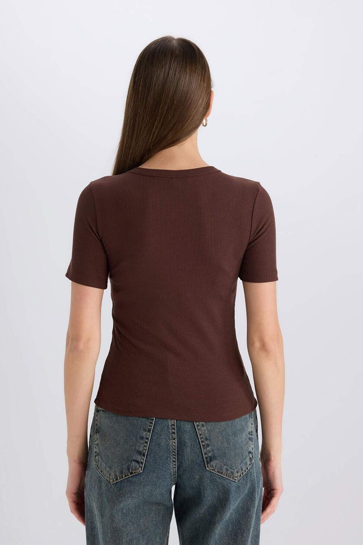 تیشرت قهوه ای زنانه بیسیک Defacto - کد 890880438
