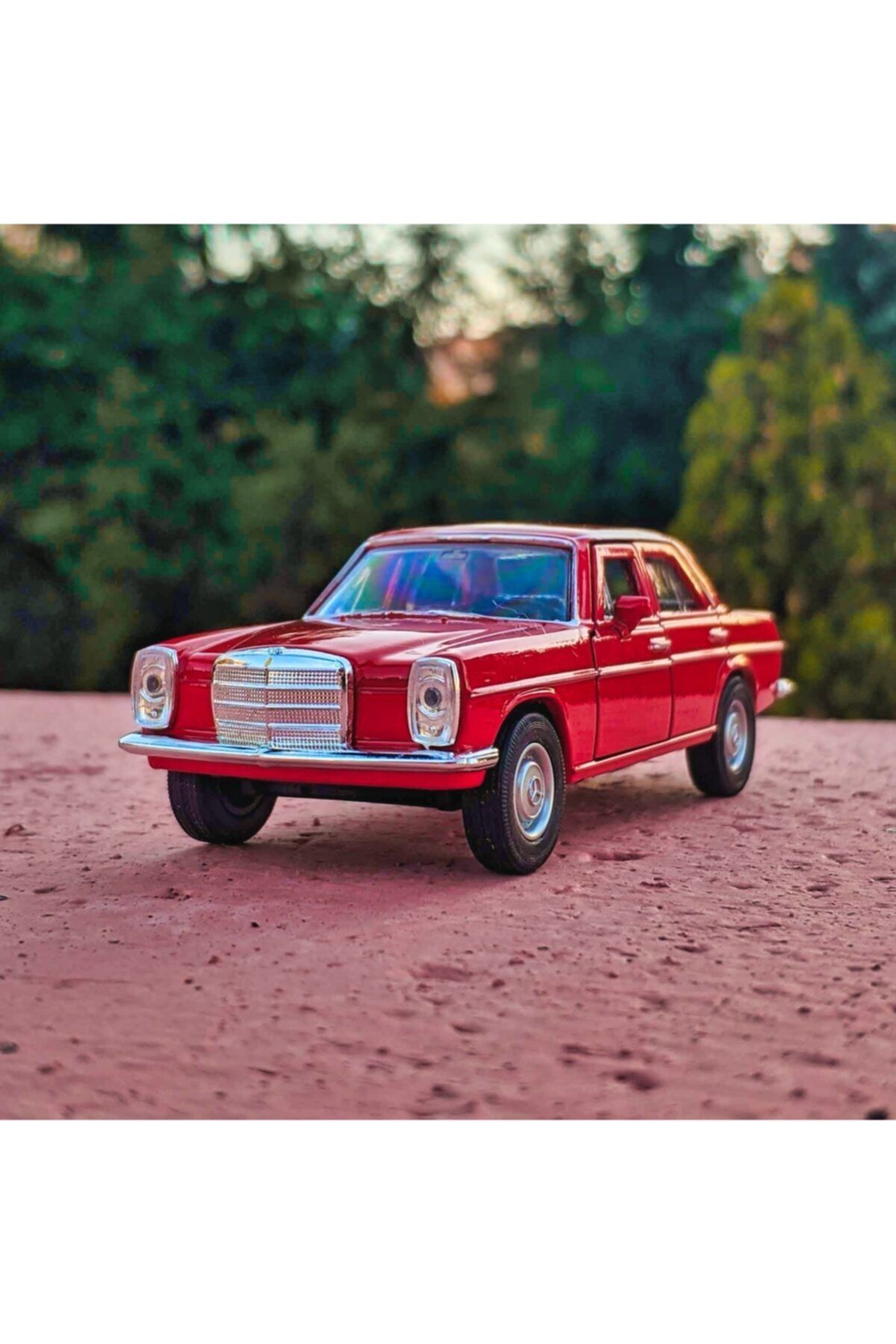 Mercedes Benz W114 Koleksiyon Metal Araba 12cm Eski Araba Nostalji Kırmızı
