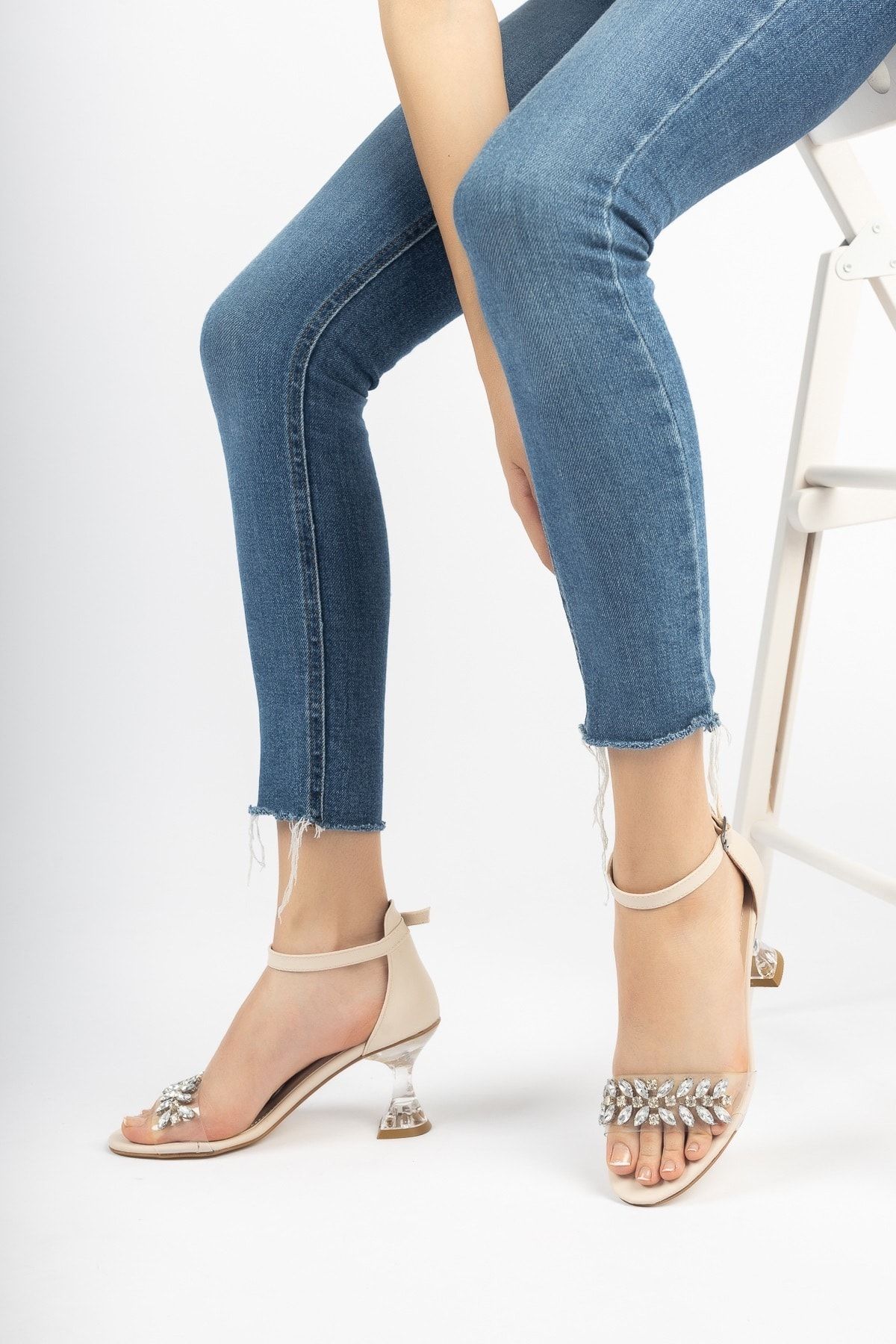 Moda Değirmeni Kadın Taşlı Topuklu Ayakkabı Md1071-119-0001