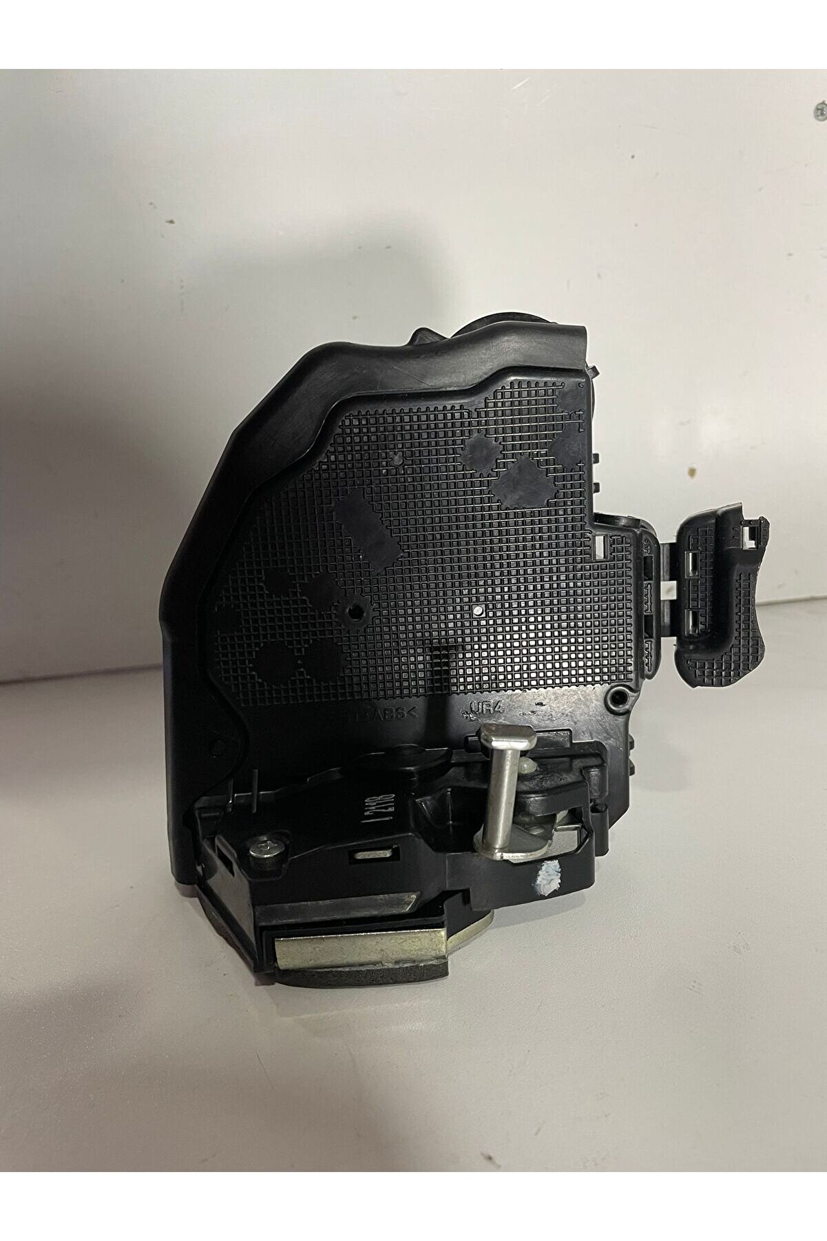 OEM NO 53812-13090 UYUMLU TOYOTA COROLLA VERSO HB 02/03 ÖN ÇAMURLUK DELİKLİ SOL