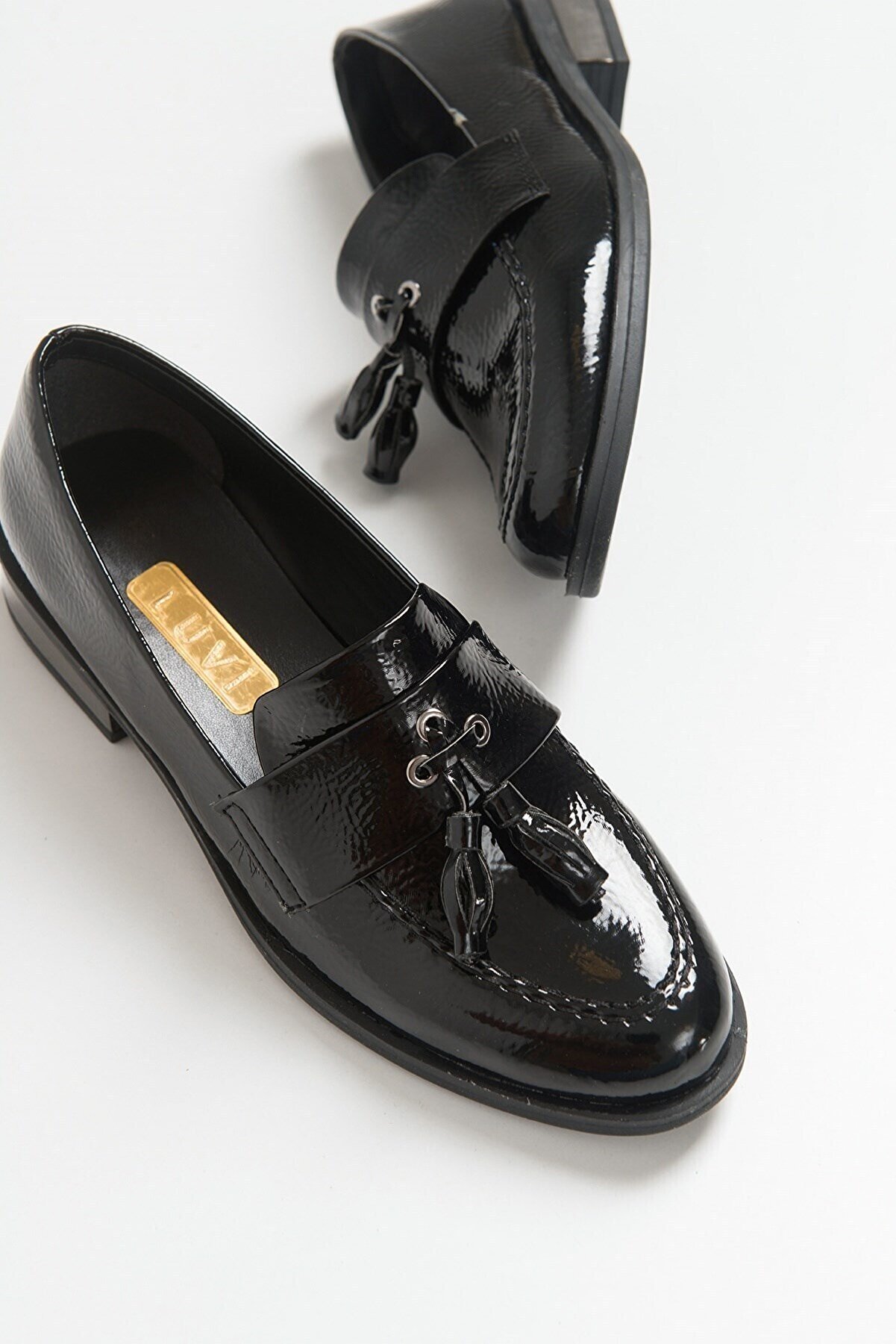 luvishoes Frıo Siyah Rugan Kadın Günlük Ayakkabı