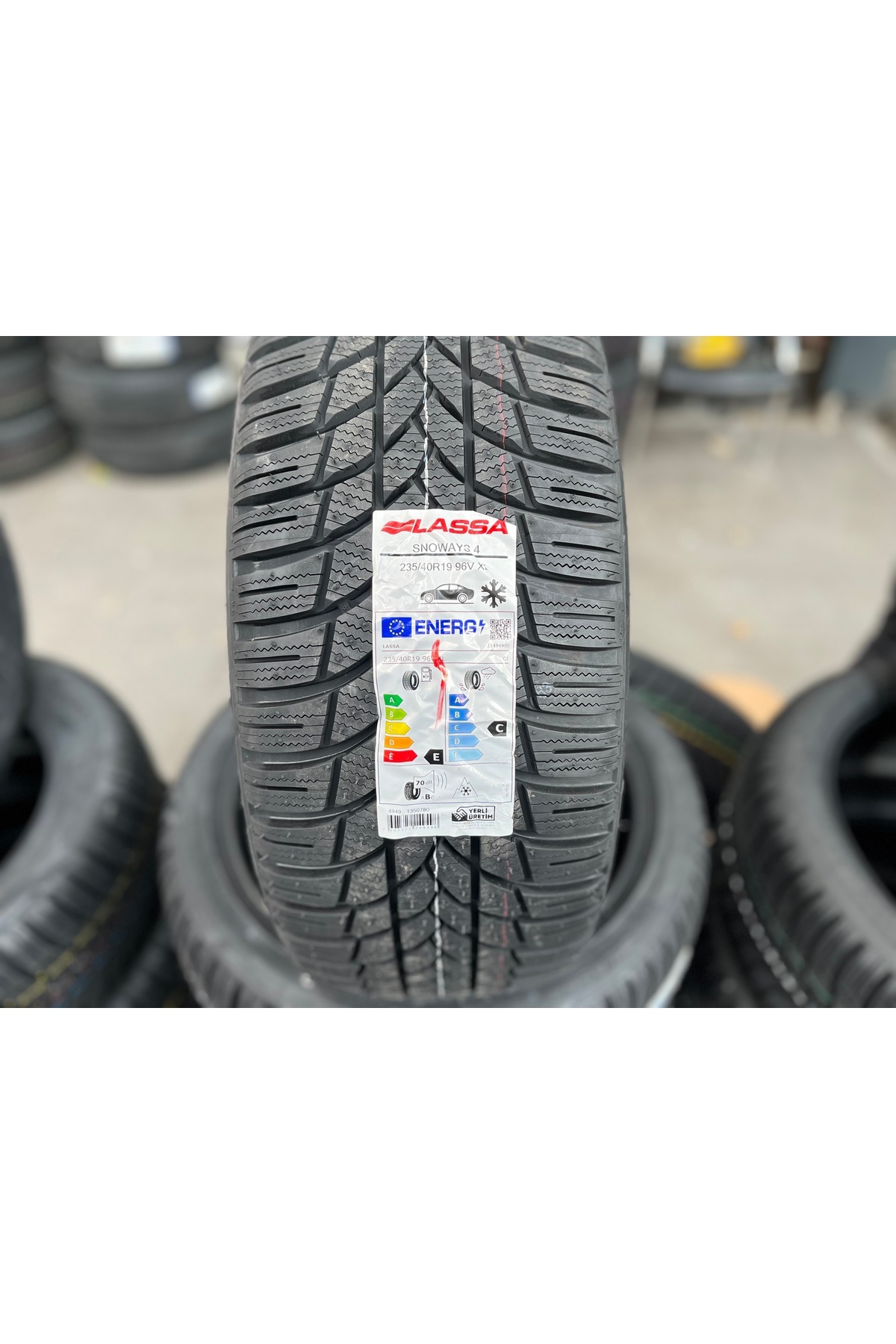 235/40r19 96v Xl Snoways 4 Kişlik Sifir Üreti·m 2025(4 Adet  )